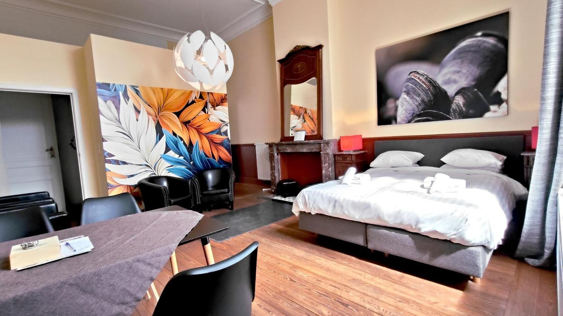 Bed & Breakfast Maison Jamaer 4*