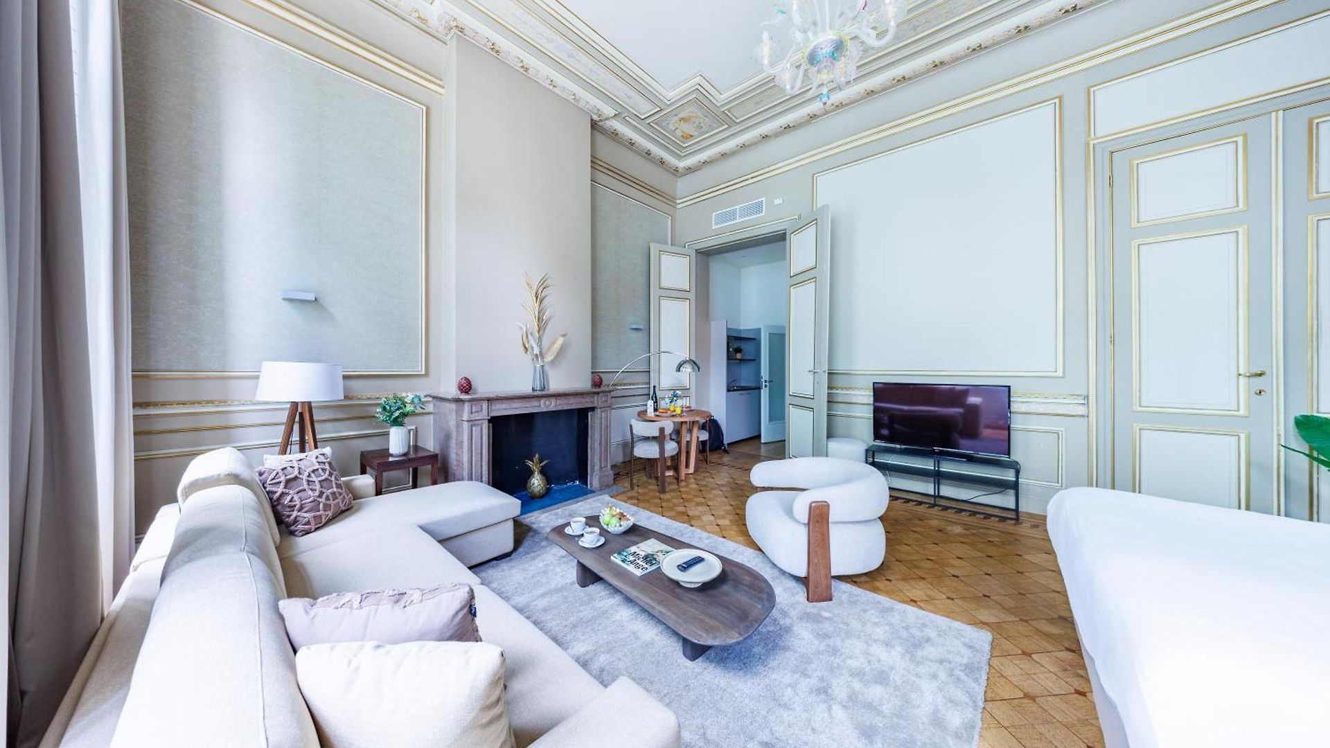 Mas Europe By Sweett Apartment *