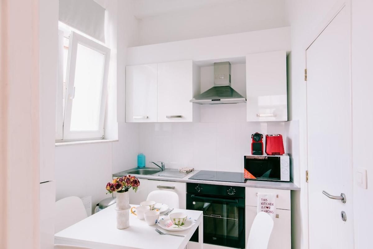 Slow Moments In Apartment Brussels