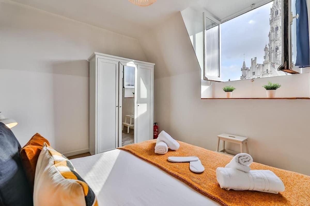 Exclusive 2br With Unesco Views *