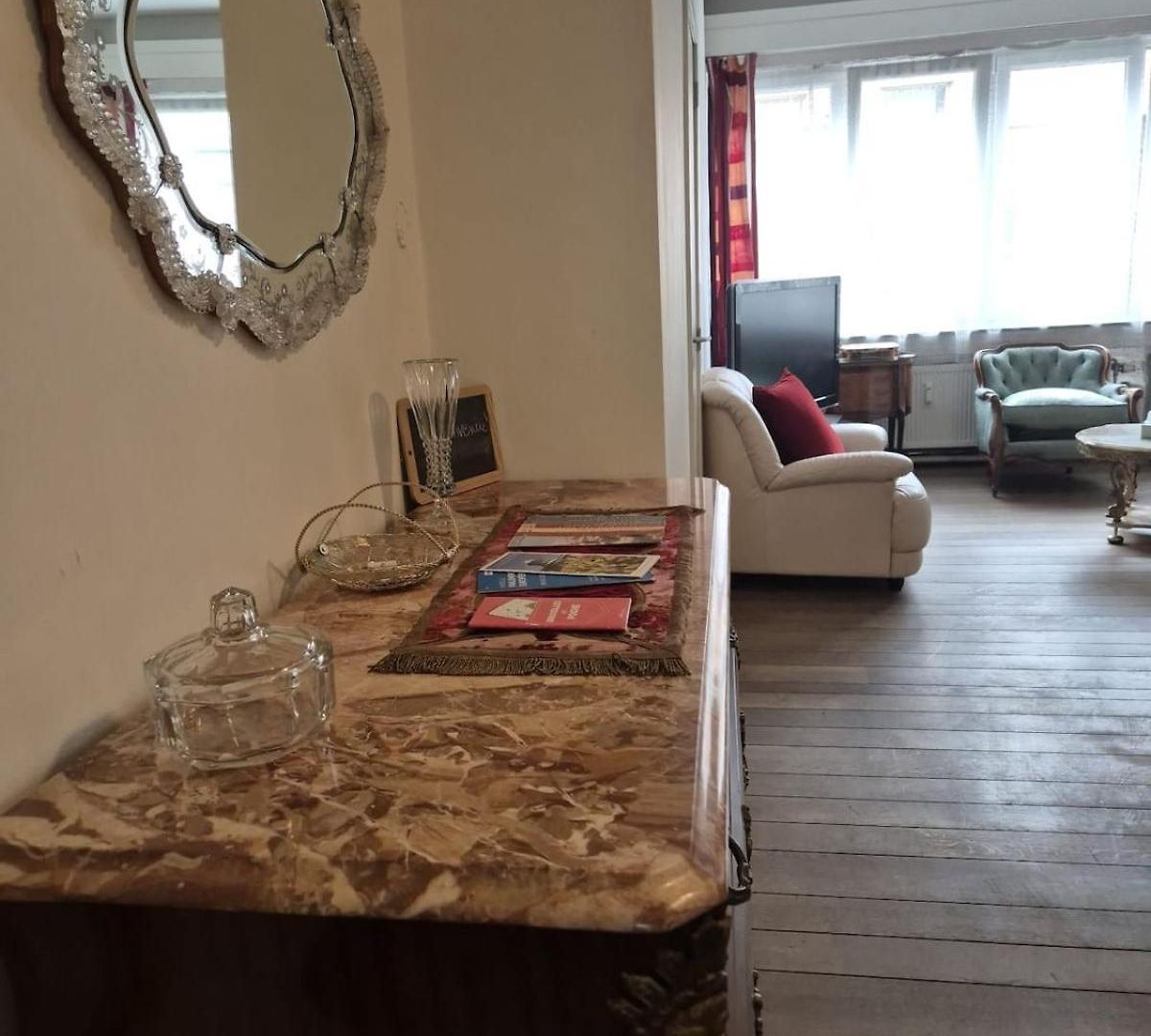 Large 1st Floor Apartment, Schaerbeek, Apartment