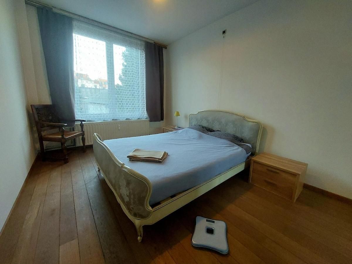 Apartment Large 1st Floor Apartment, Schaerbeek,
