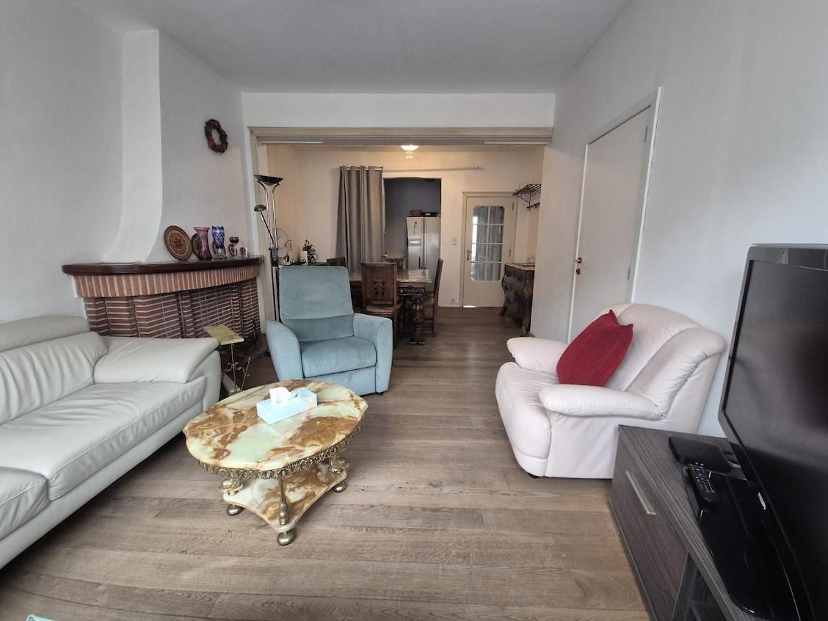 Apartment Large 1st Floor Apartment, Schaerbeek,