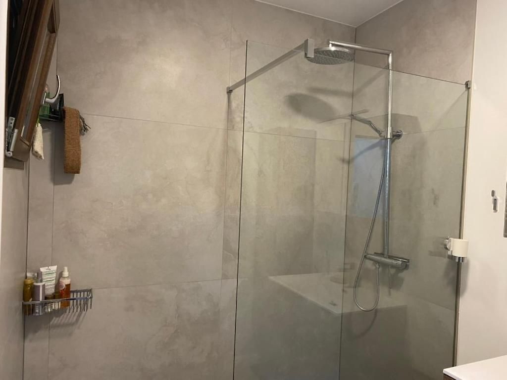 Modern 2-bed Urban