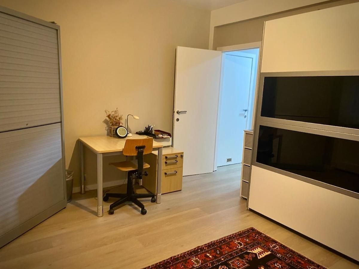 Modern 2-bed Urban Brussels