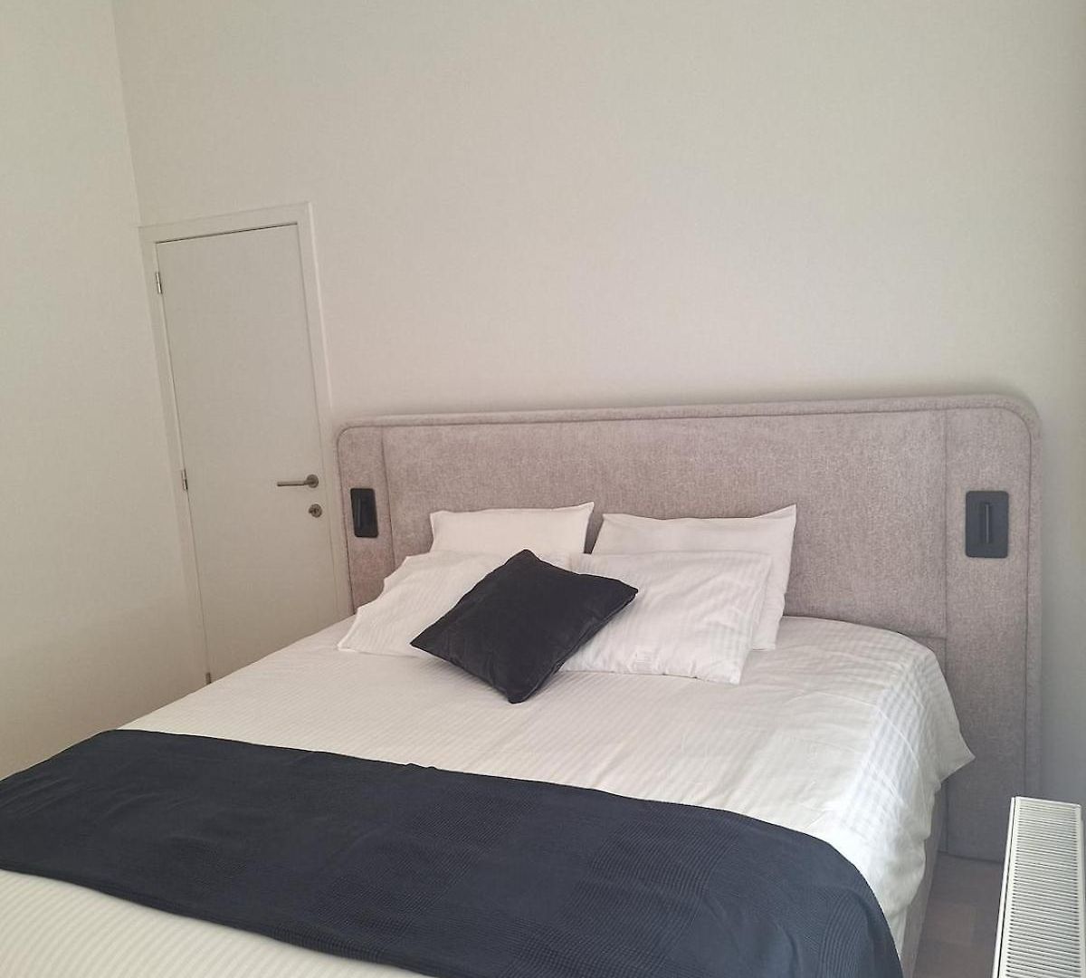 Louise Luxe In * Brussel