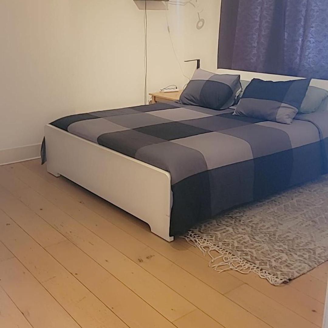 Royal - Freedom Square Apartment