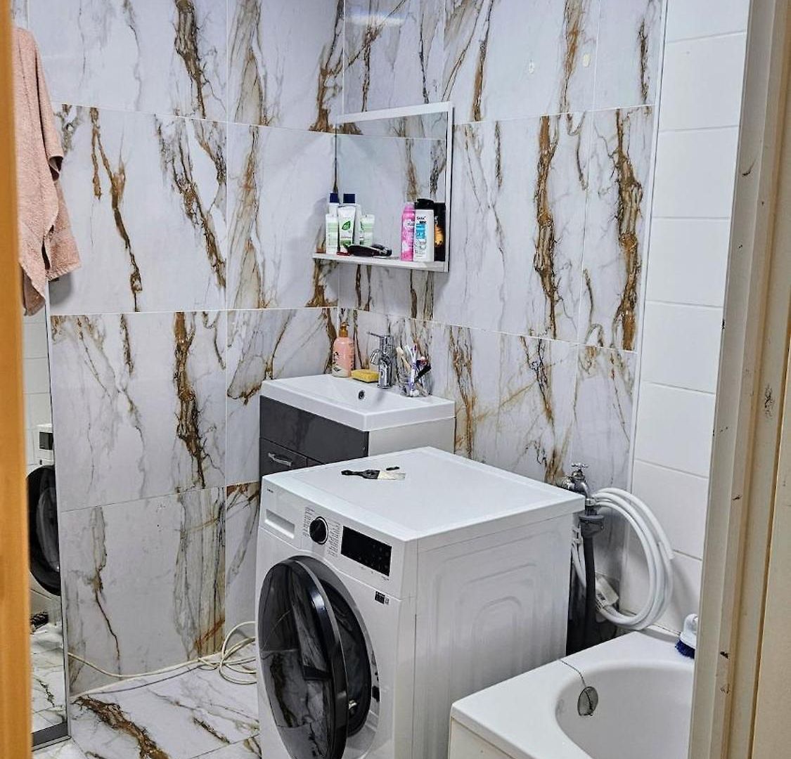 Privee A Uccle Commun Partagee Avec Le Proprietaire Appartement Brussel