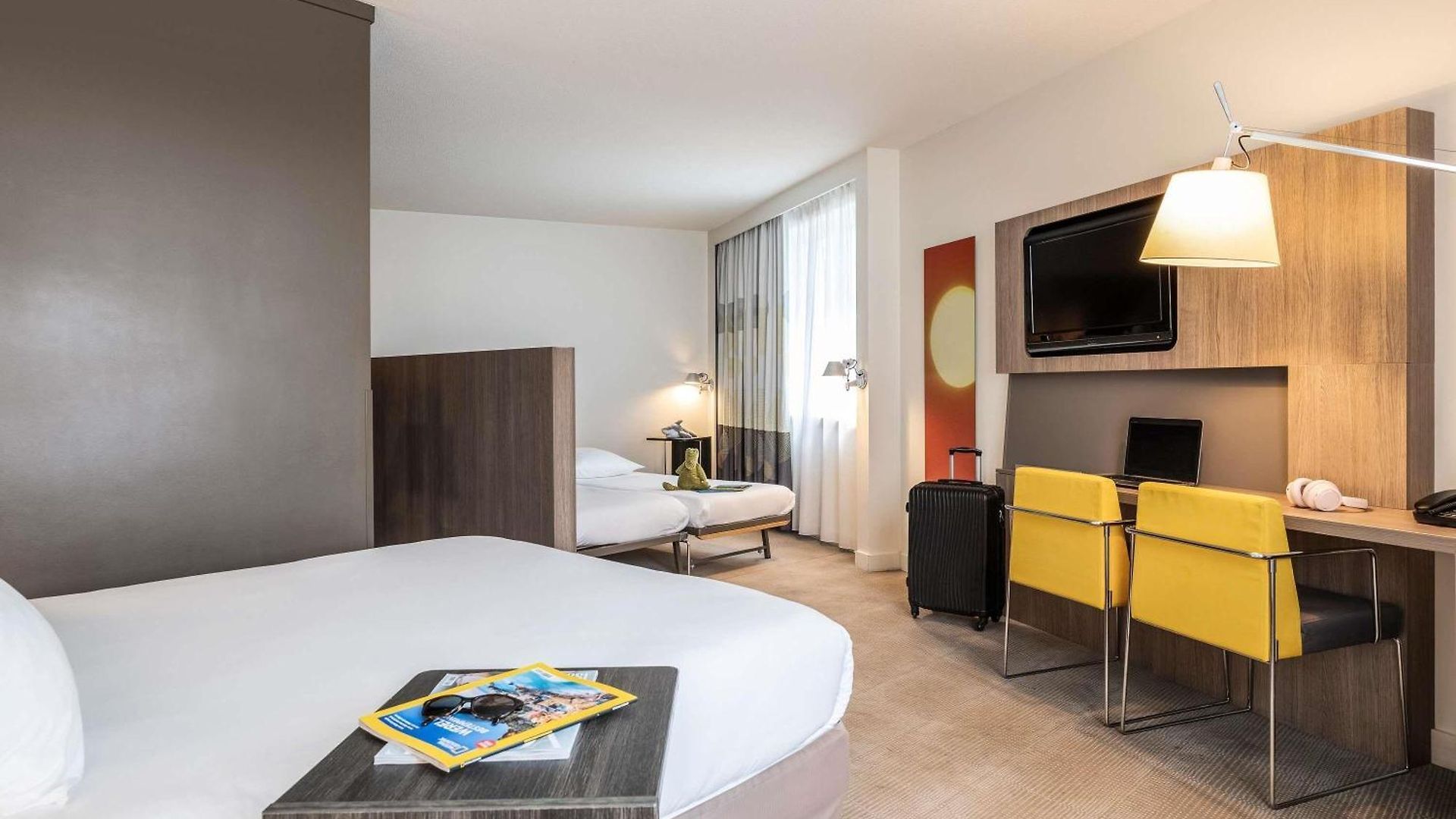 Novotel Centre Hotel 4*