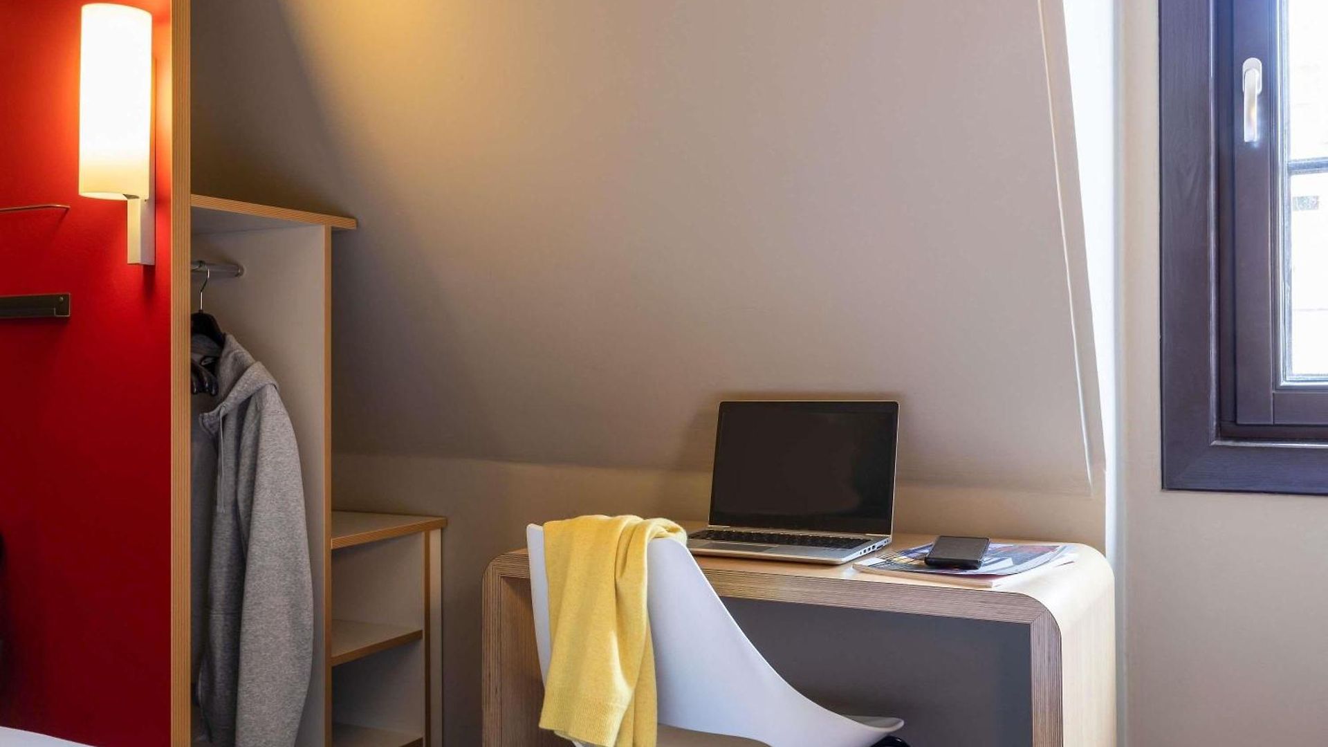Ibis Off Grand'place Hotel 3*