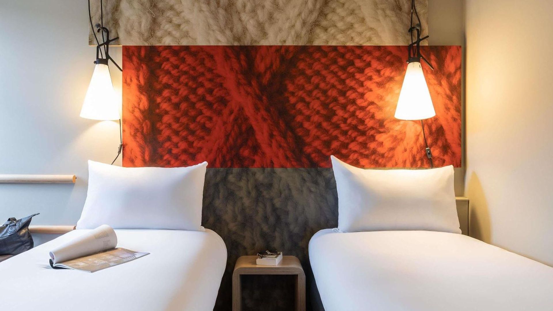 Hotel Ibis Off Grand'place 3*