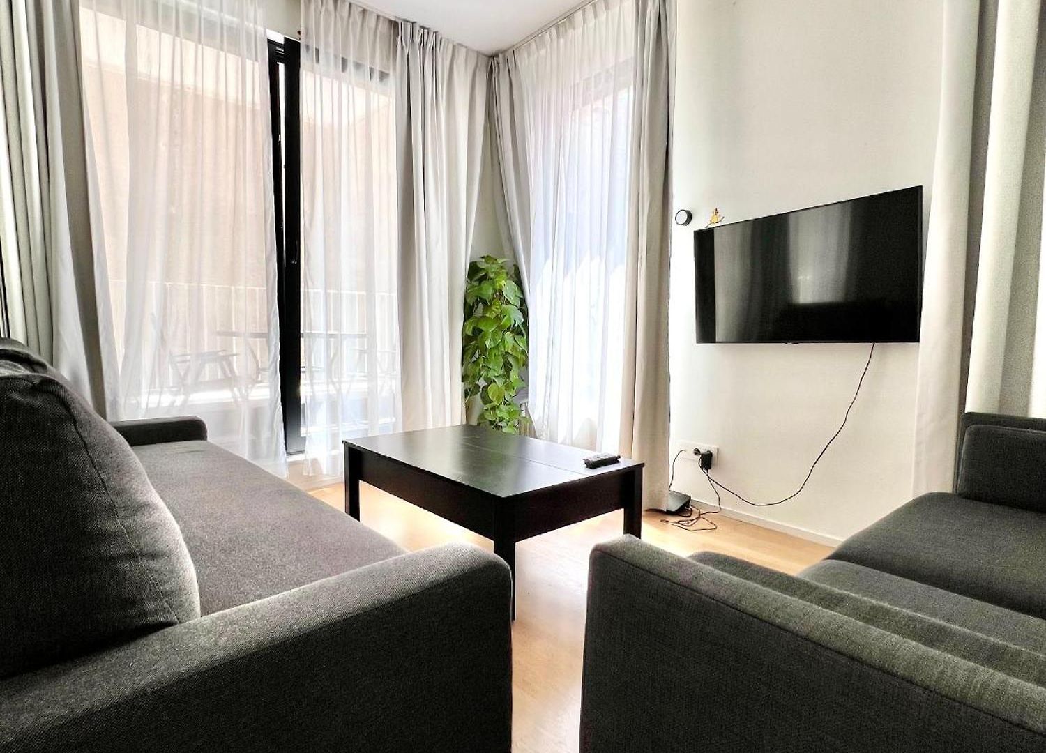 Apartment In Center Of *