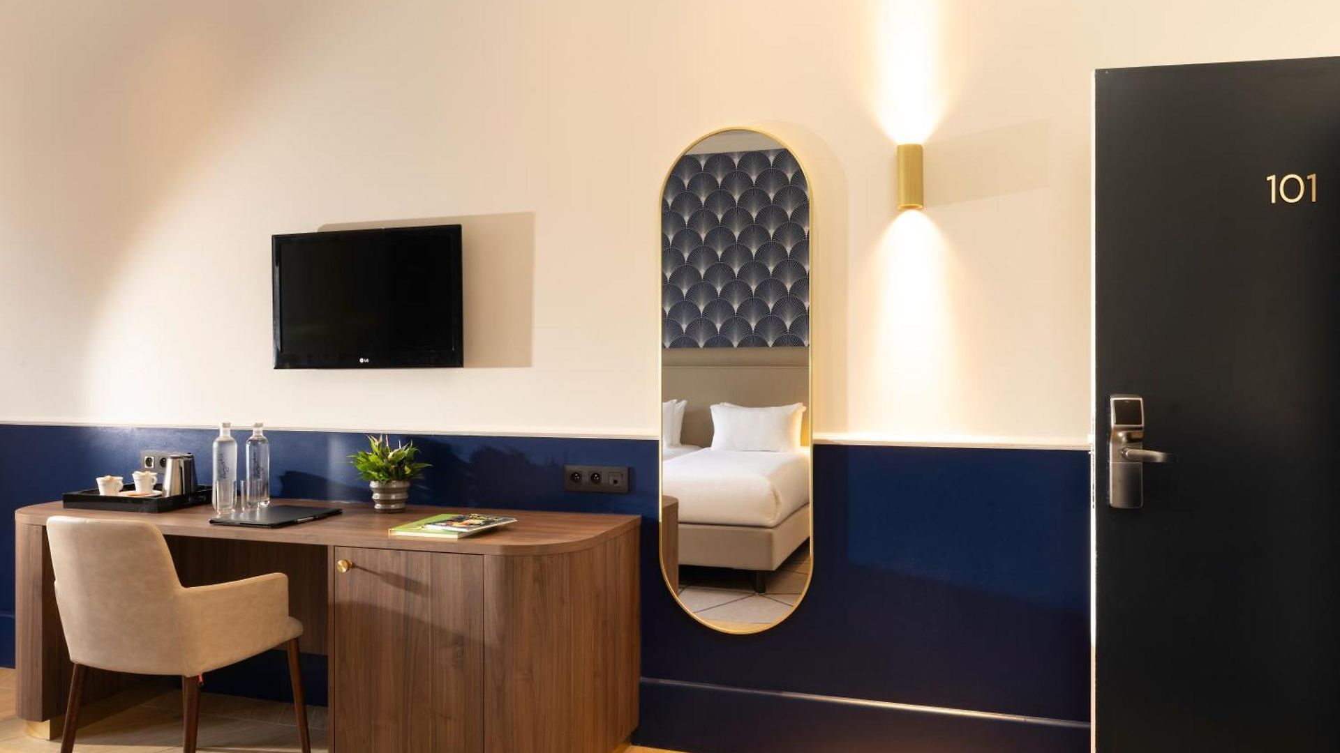 The Augustin Hotel