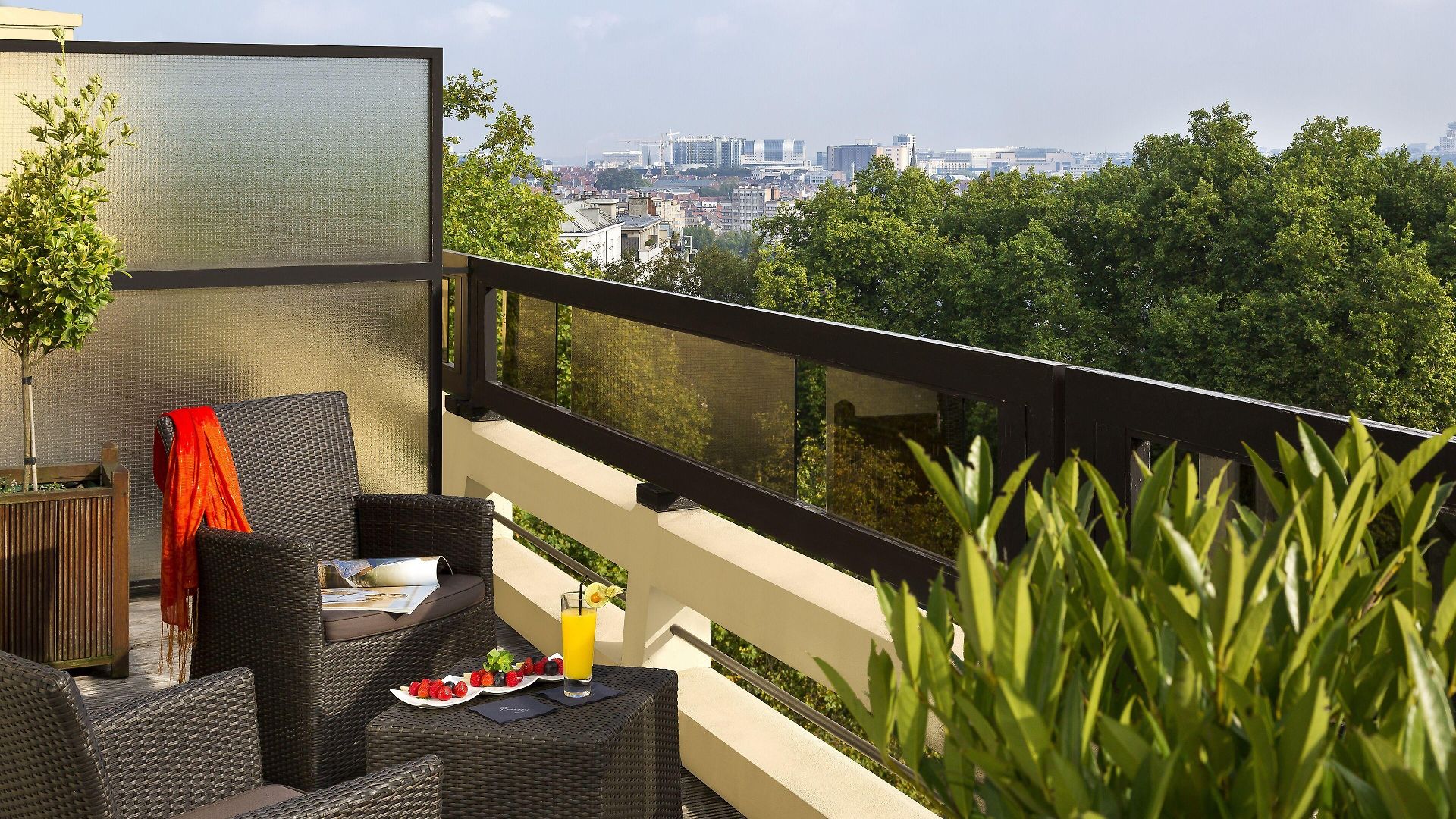Barsey By Warwick Hotel 4*