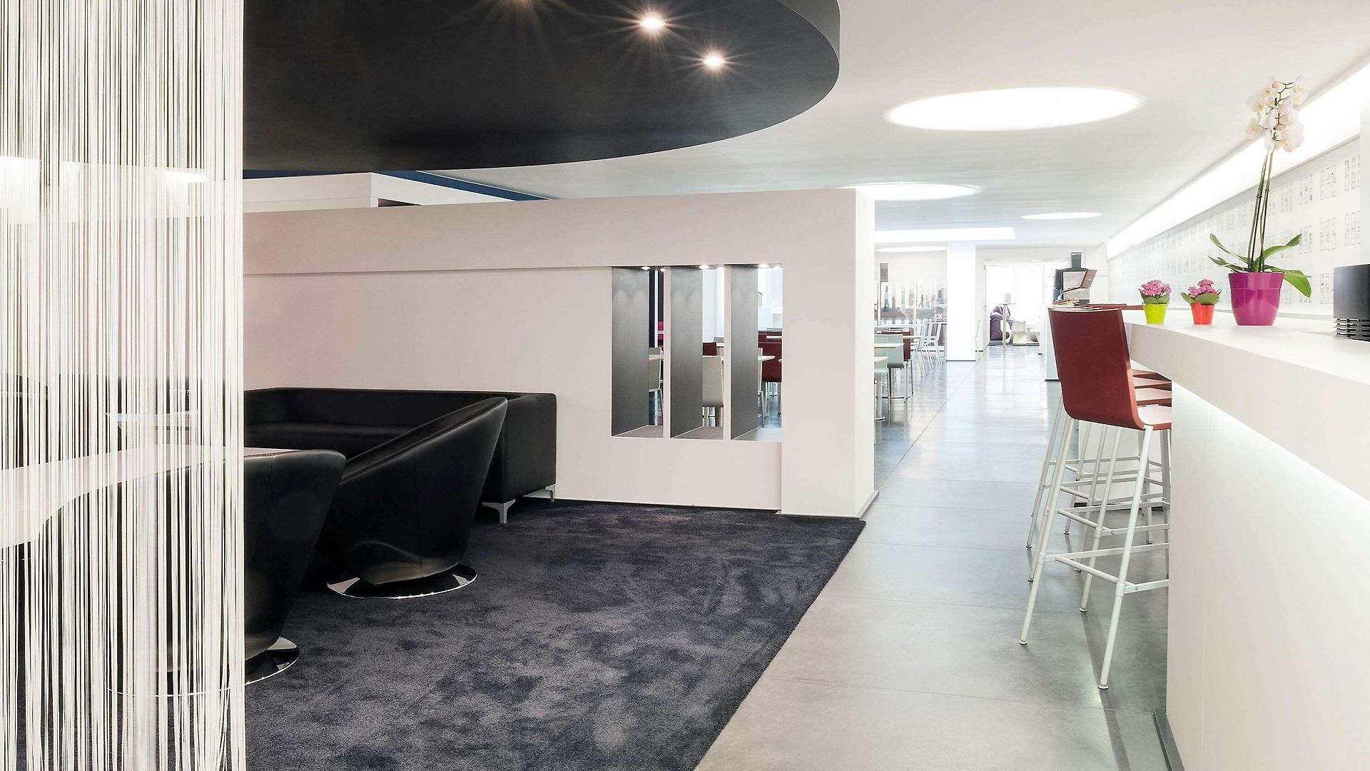 Ibis Styles Louise 3*