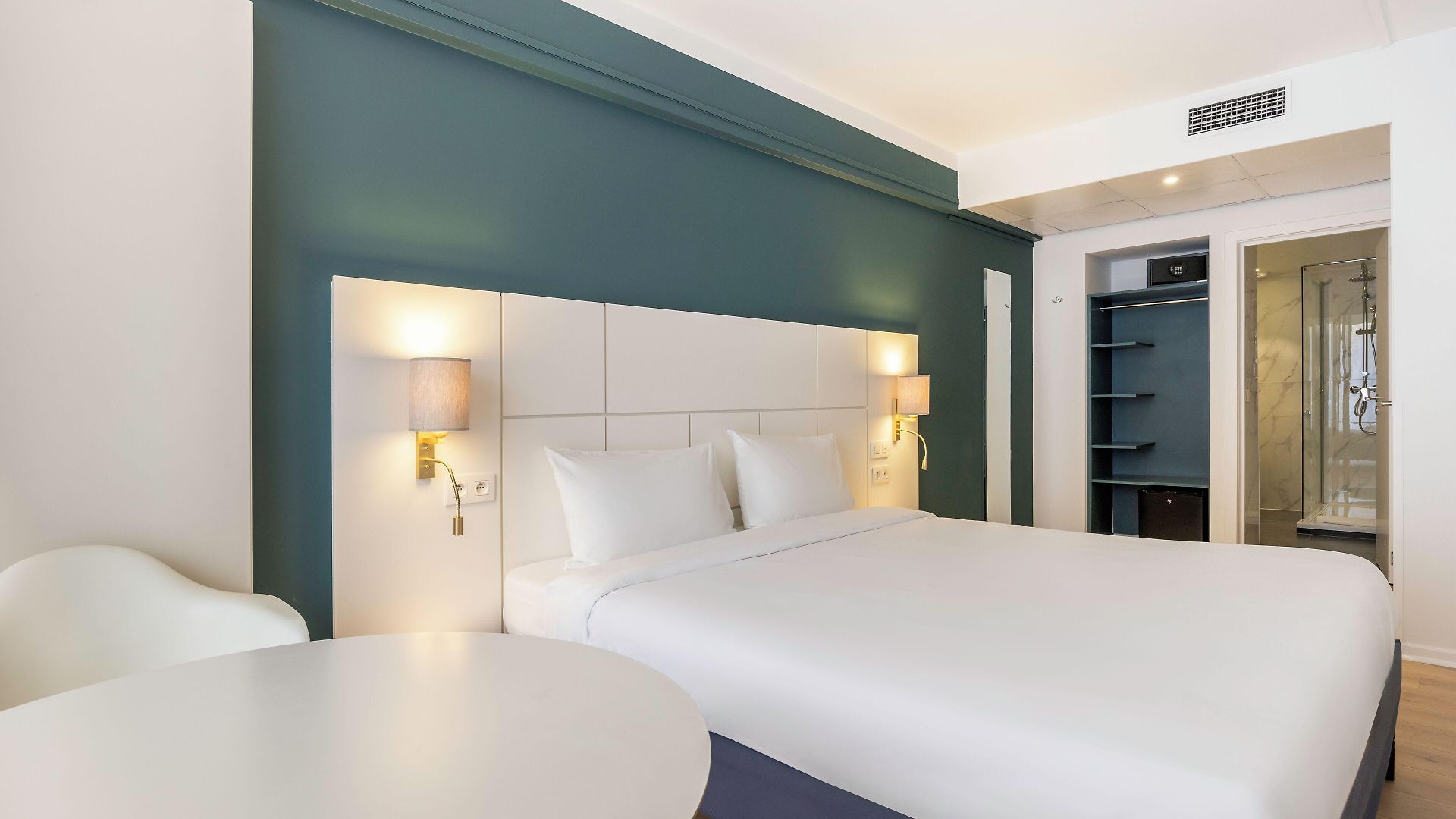 Ibis Styles Louise