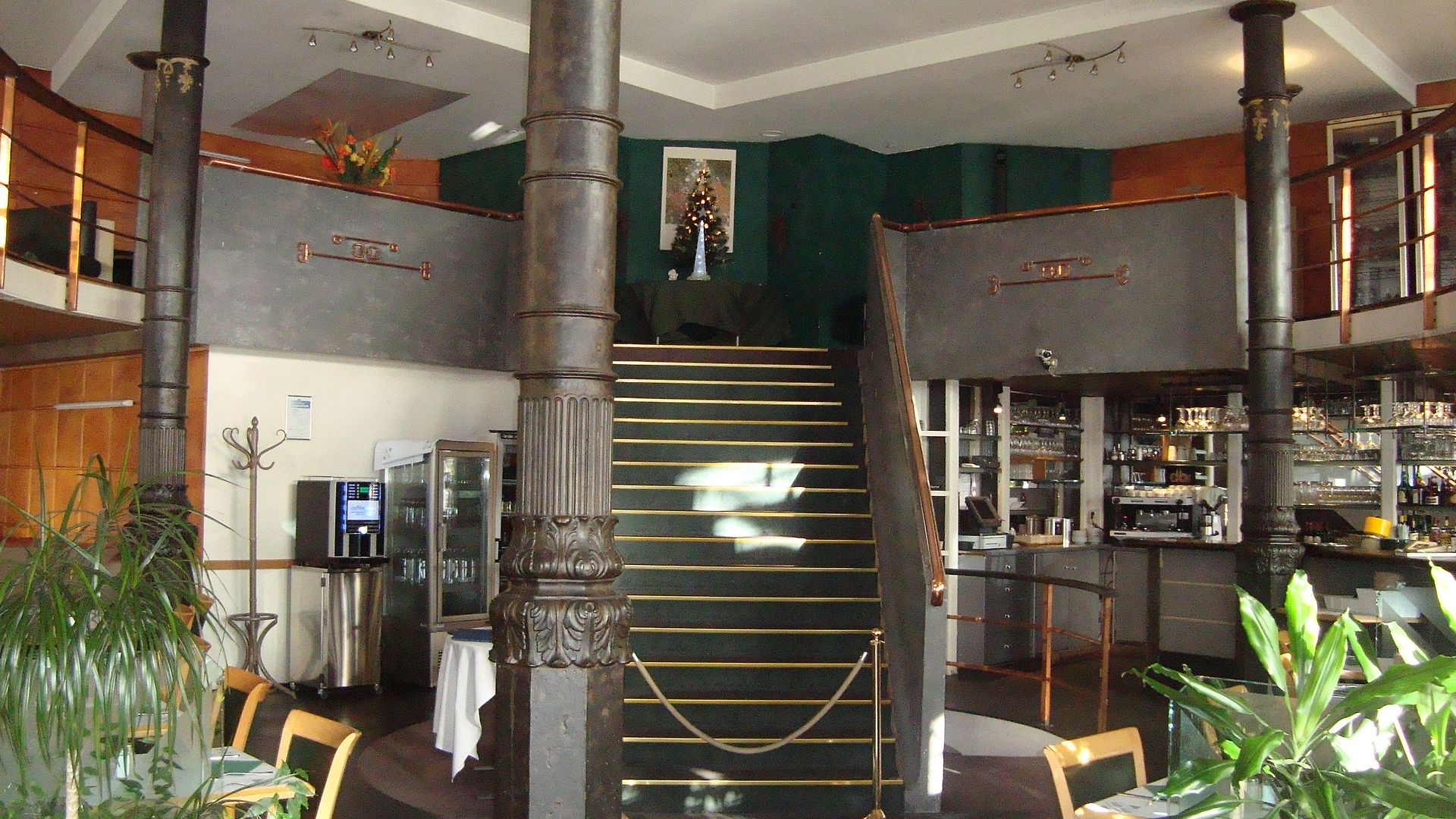 Le Dome Hotel 3*