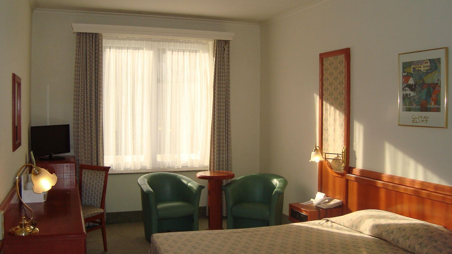 Le Dome Hotel