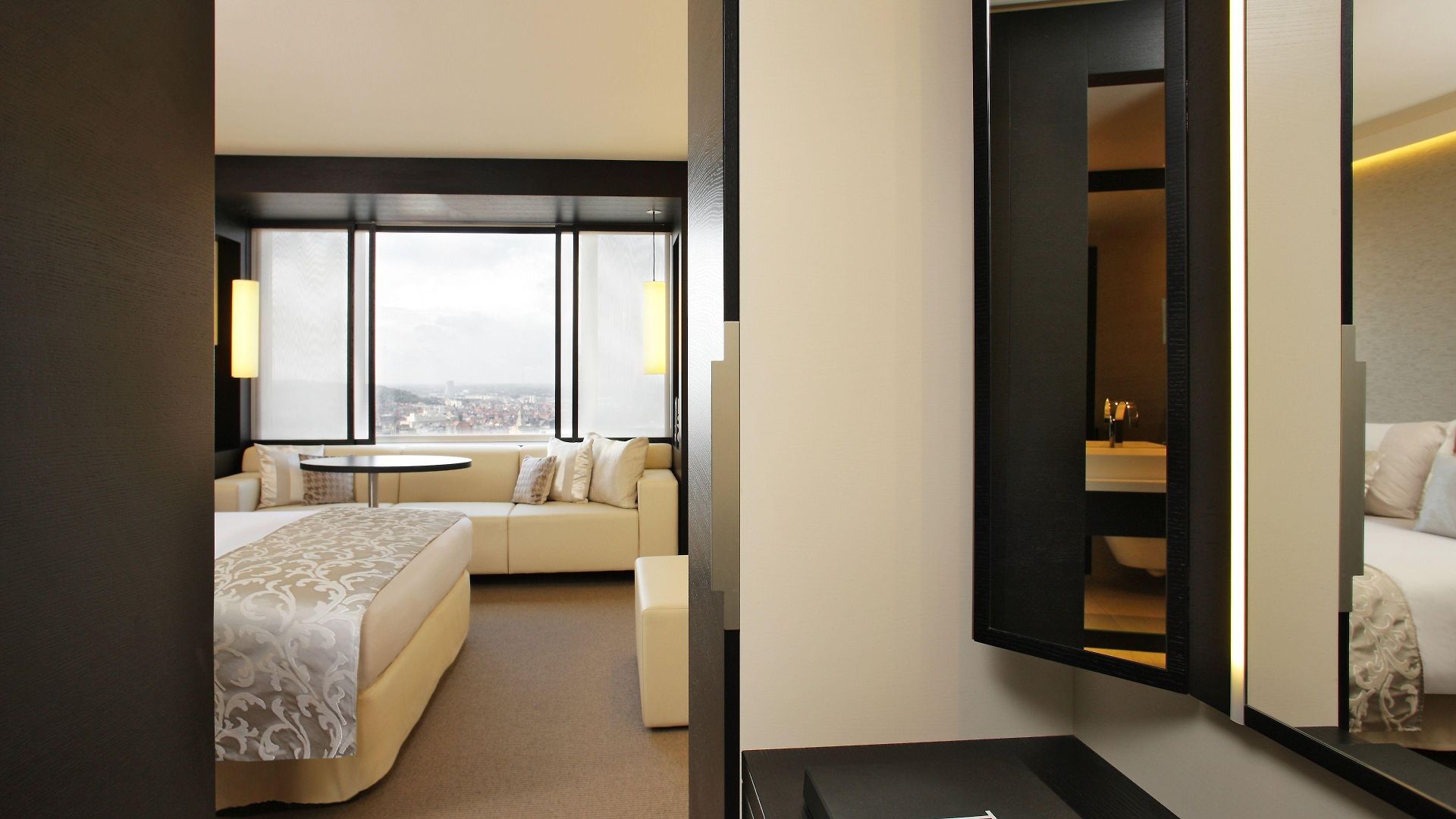 The Hotel 4*