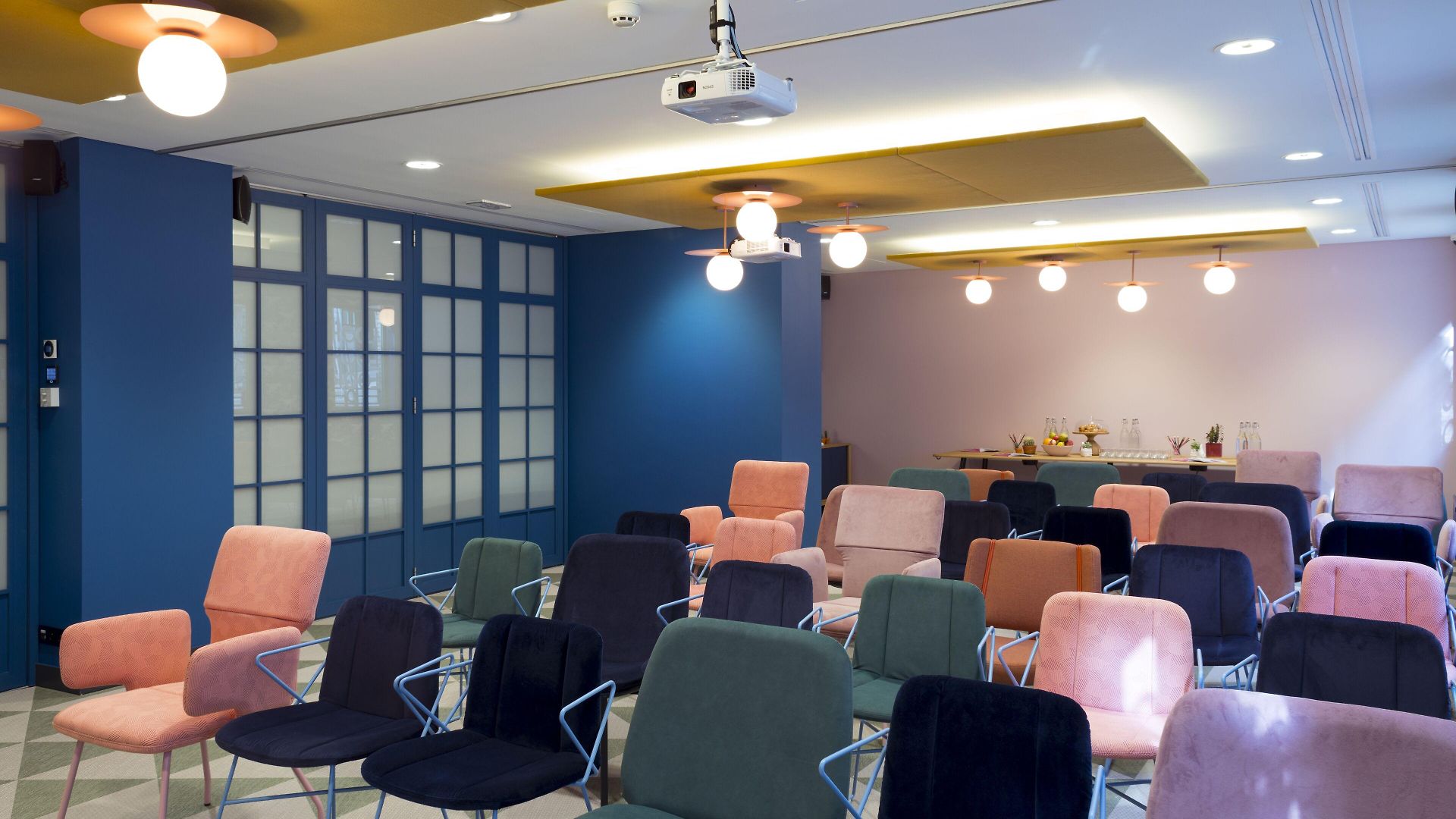 Centre Louise Hotel 3*