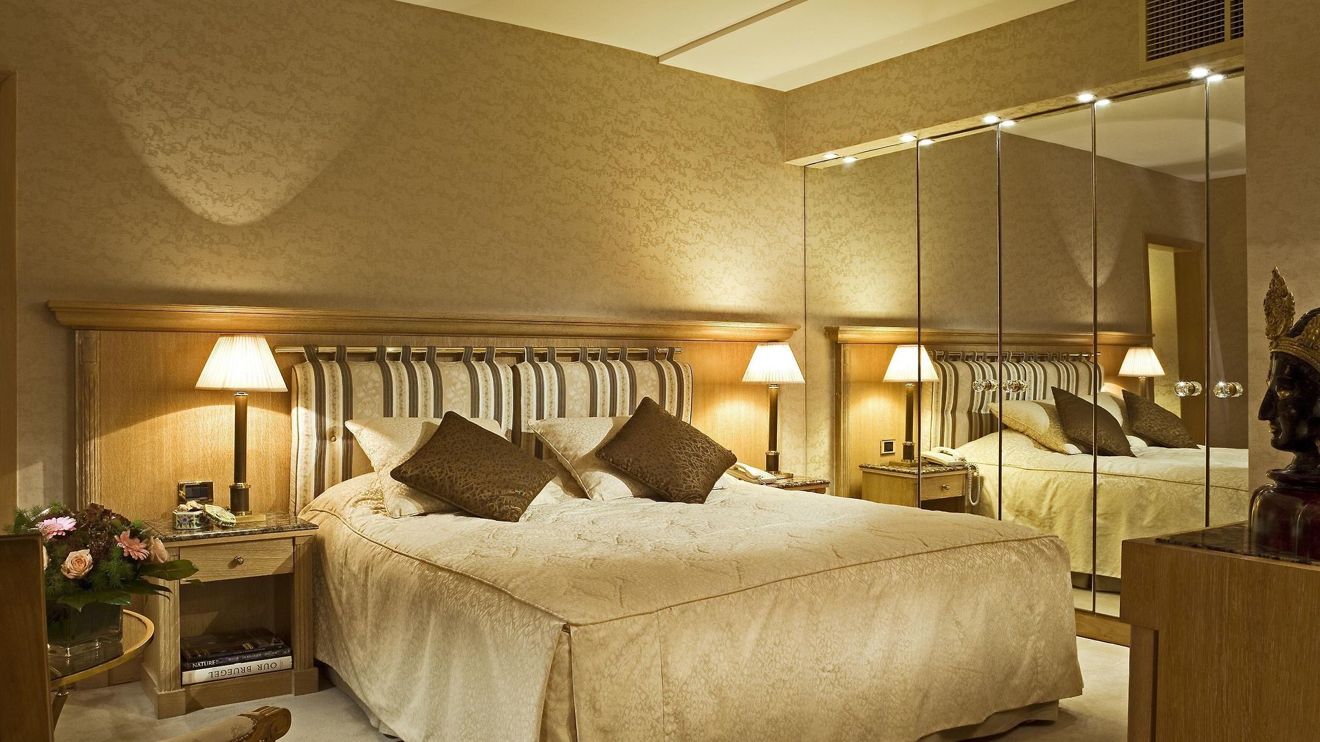 Warwick Grand-place 4*