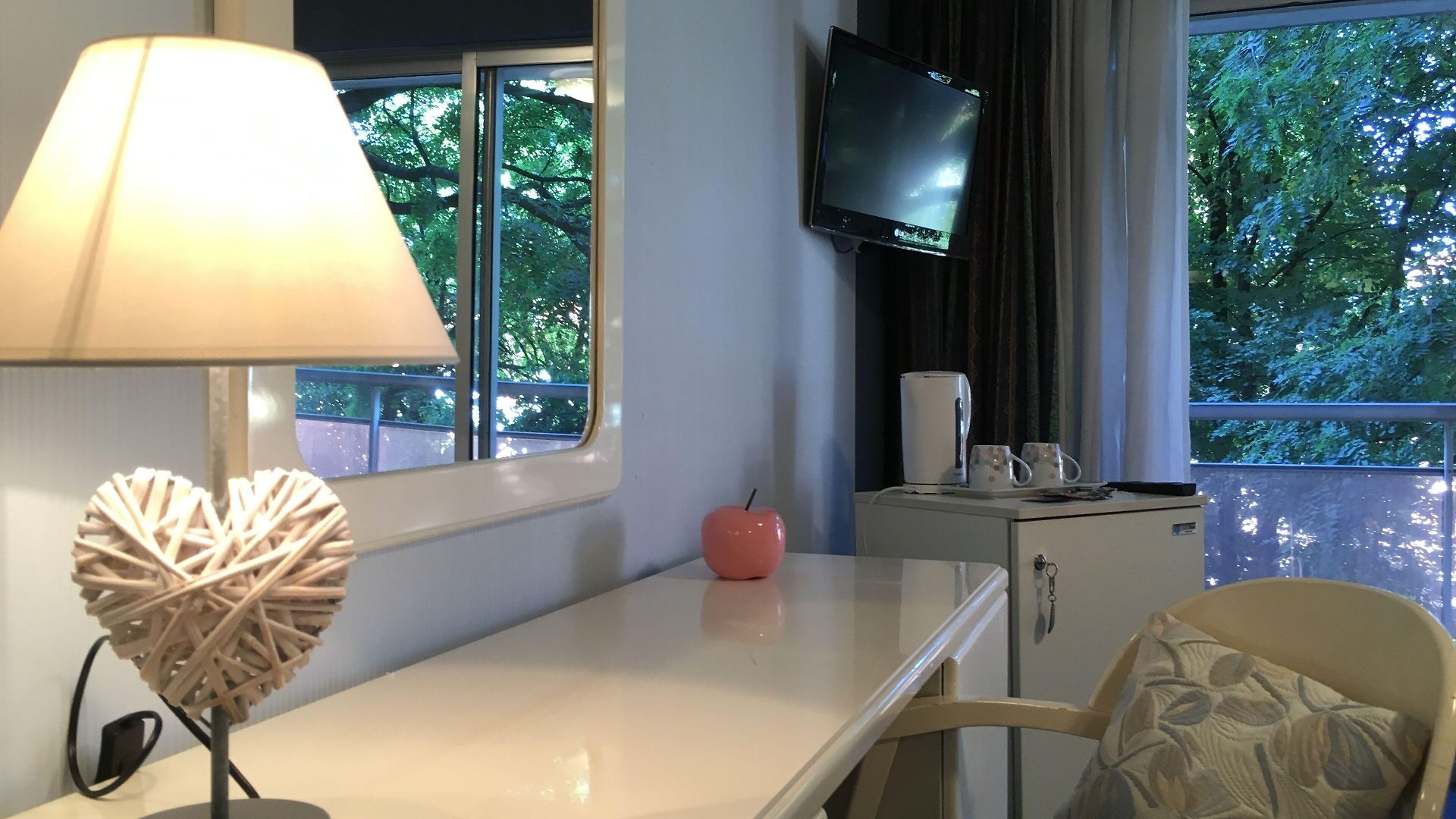 Hotel First Euroflat 4*