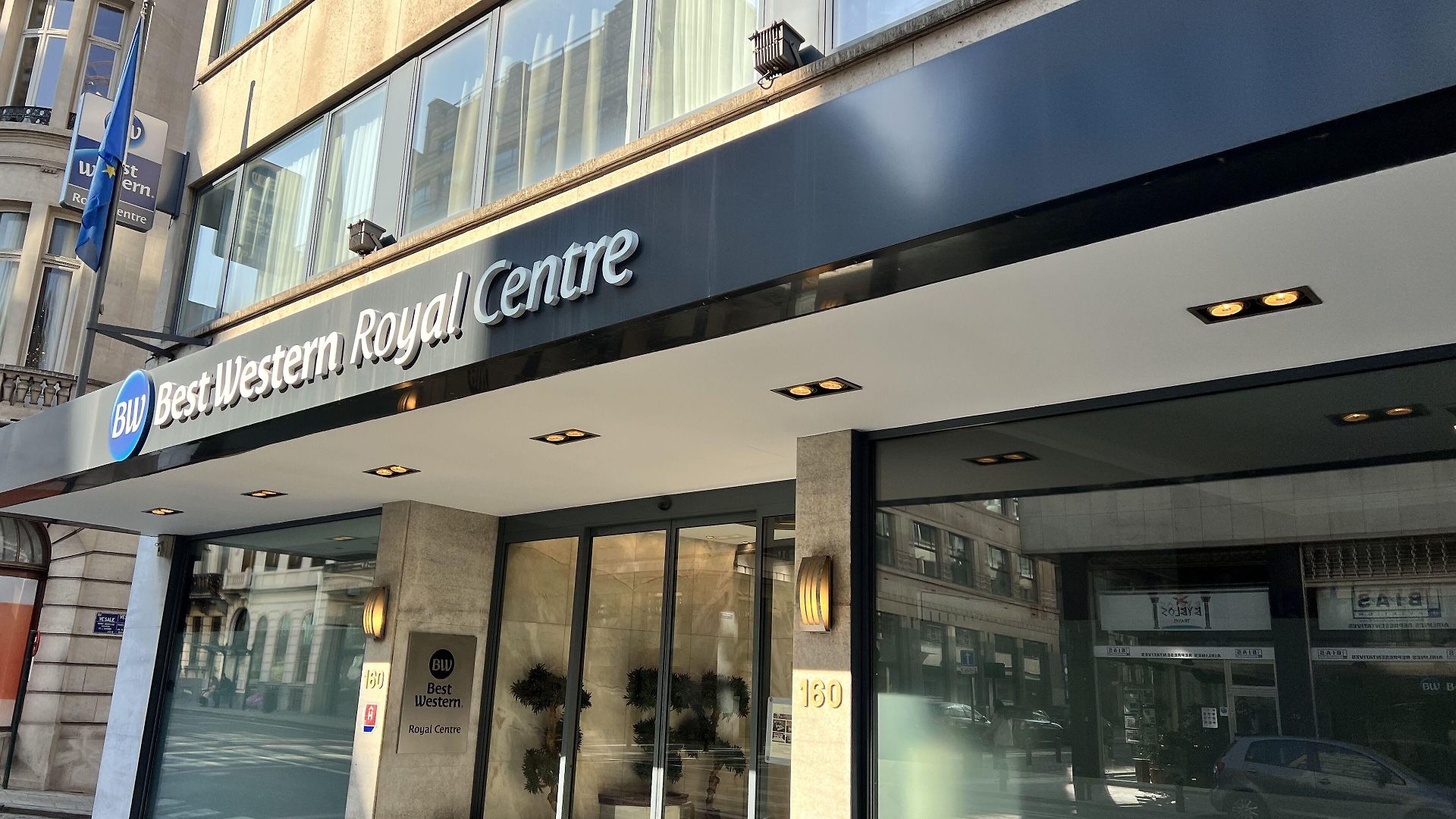 Western Royal Centre Hotel 3*