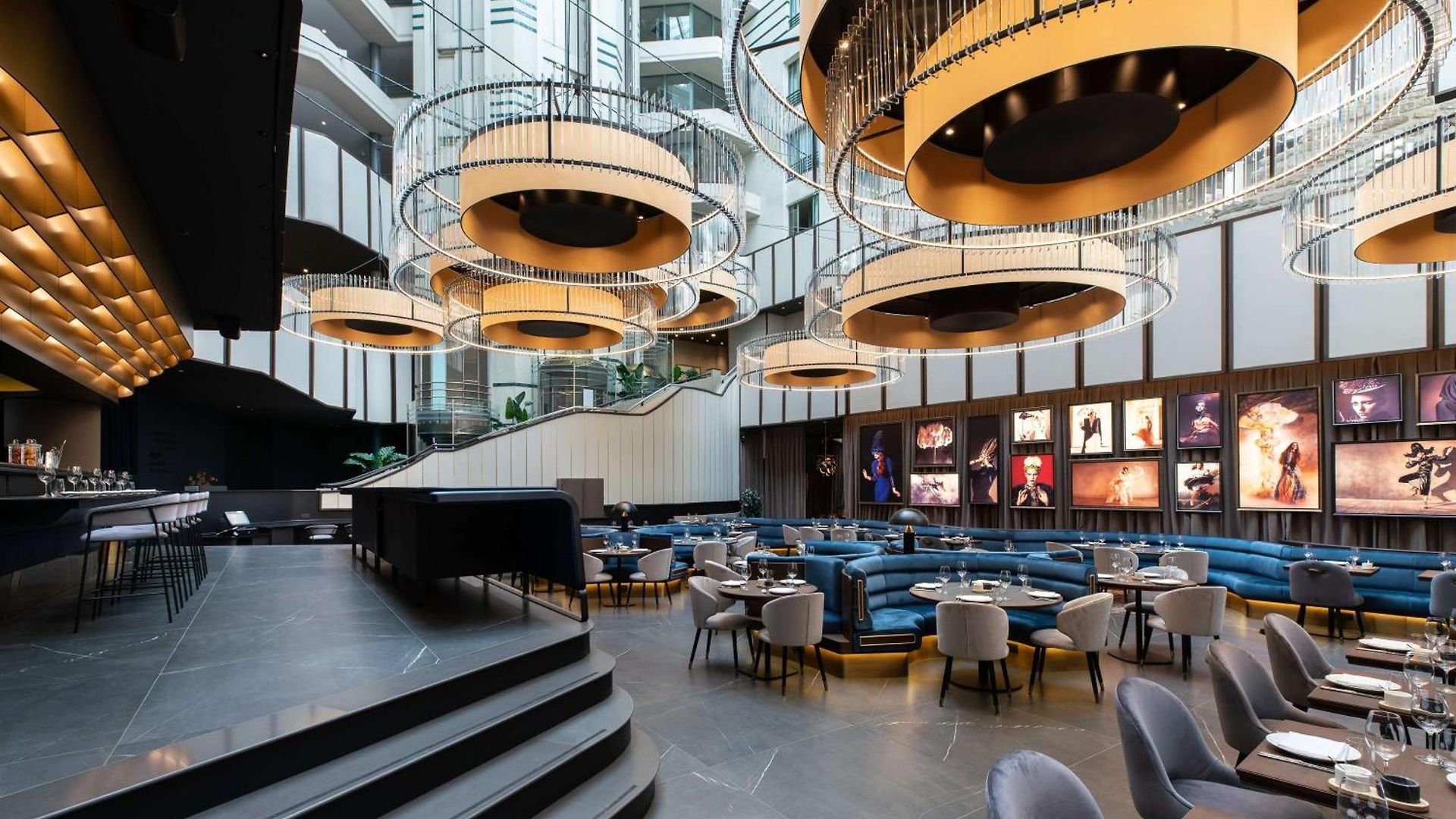 Radisson Collection Grand Place Hotel 5*