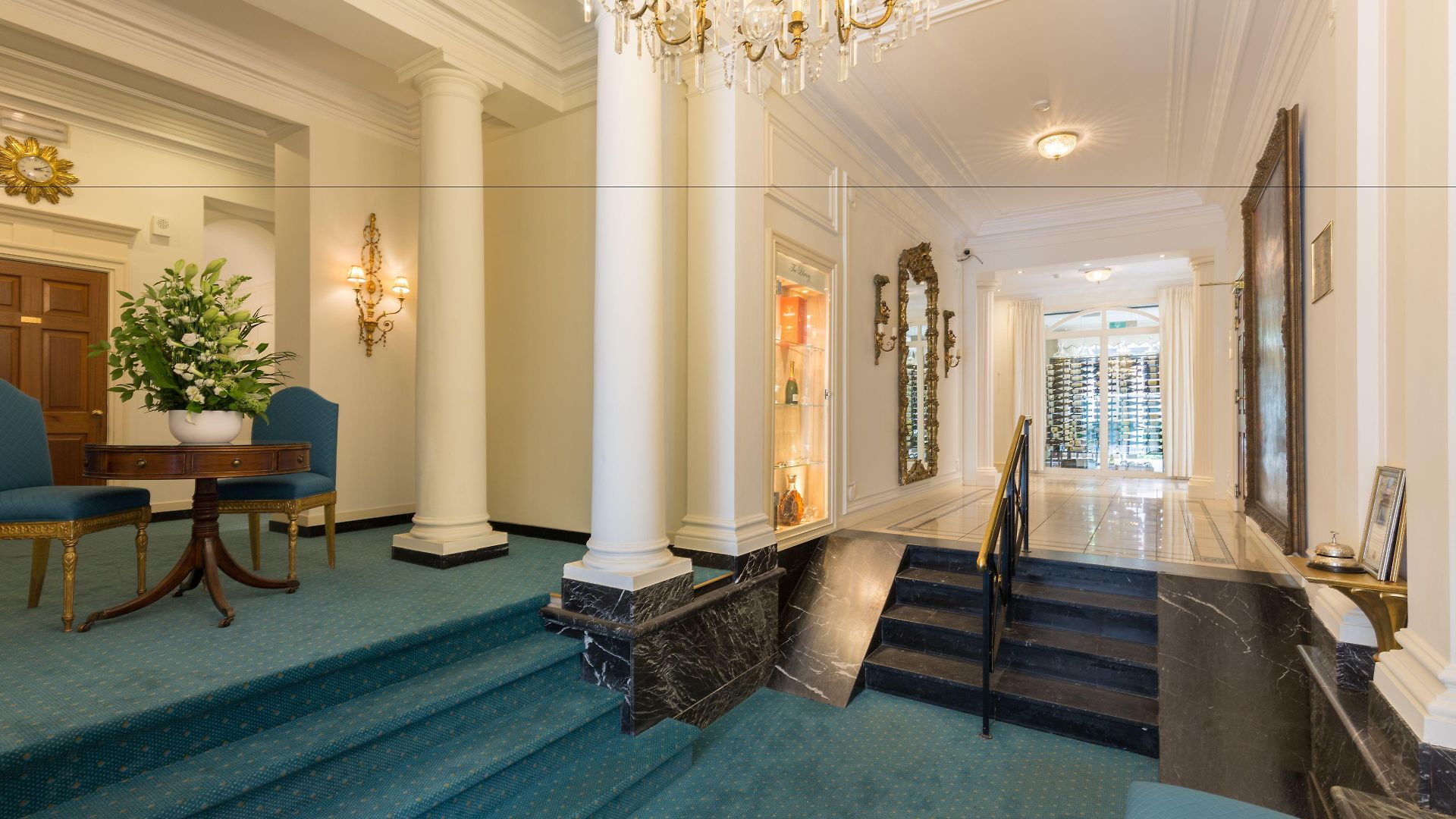 Hotel Stanhope By Thon 5*