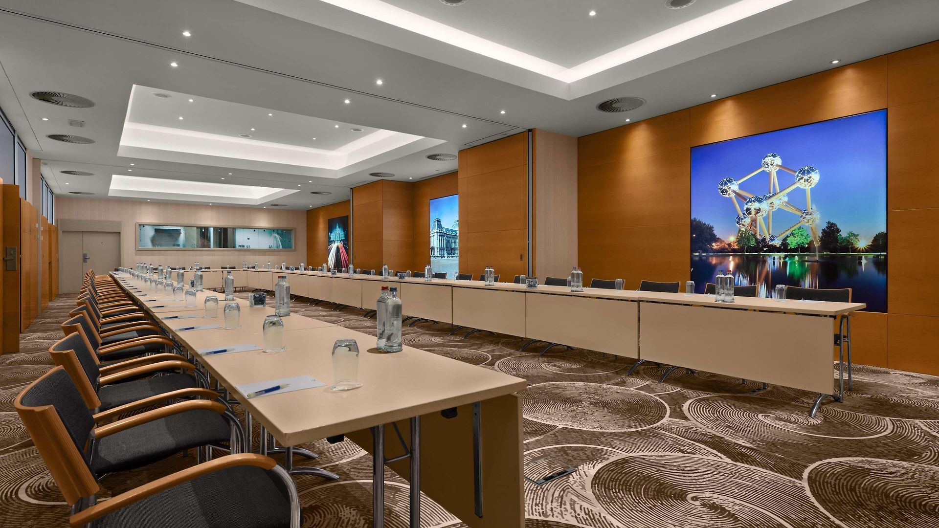 Nh Eu Berlaymont Hotel 4*