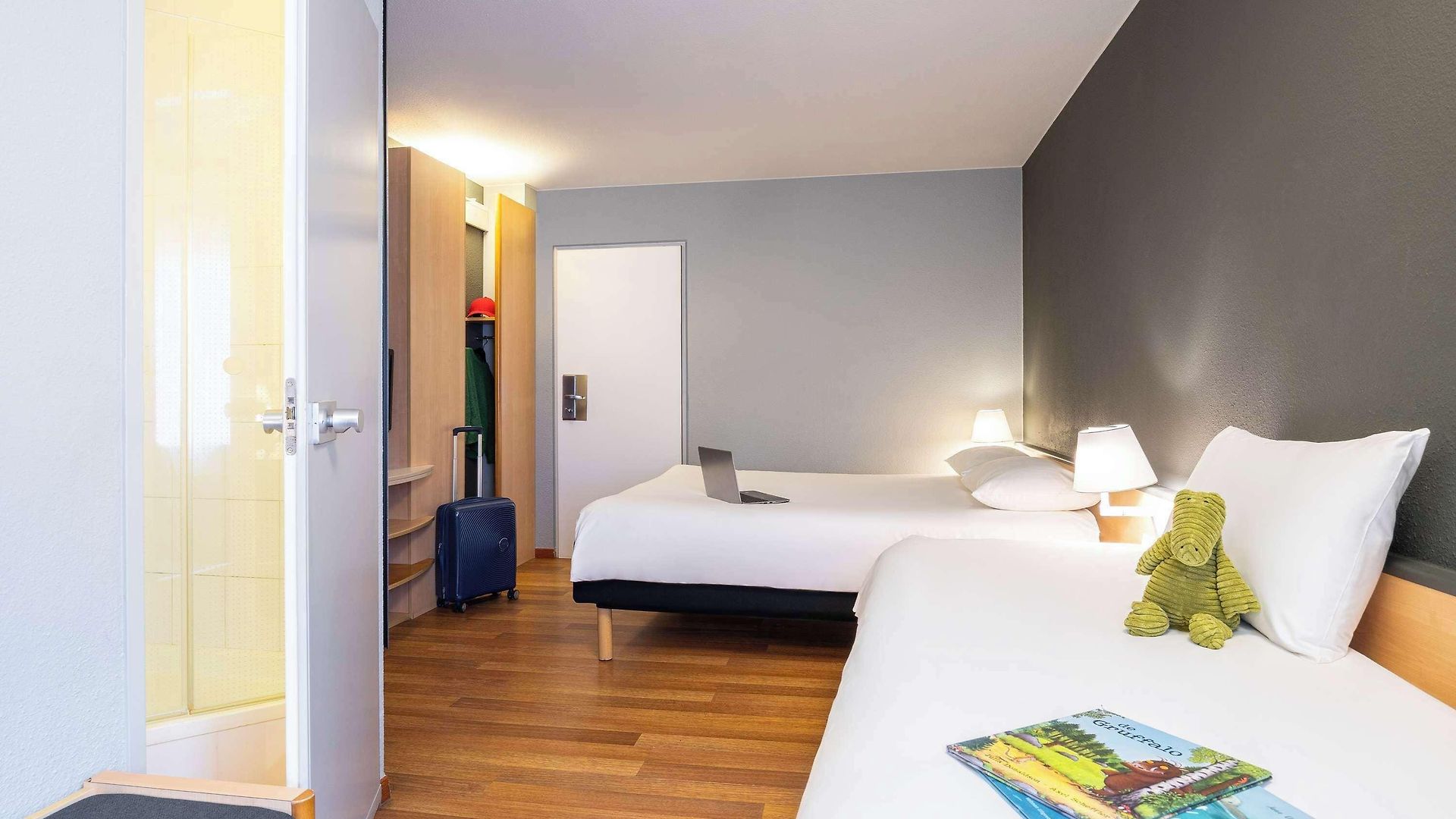Ibis Centre 3*