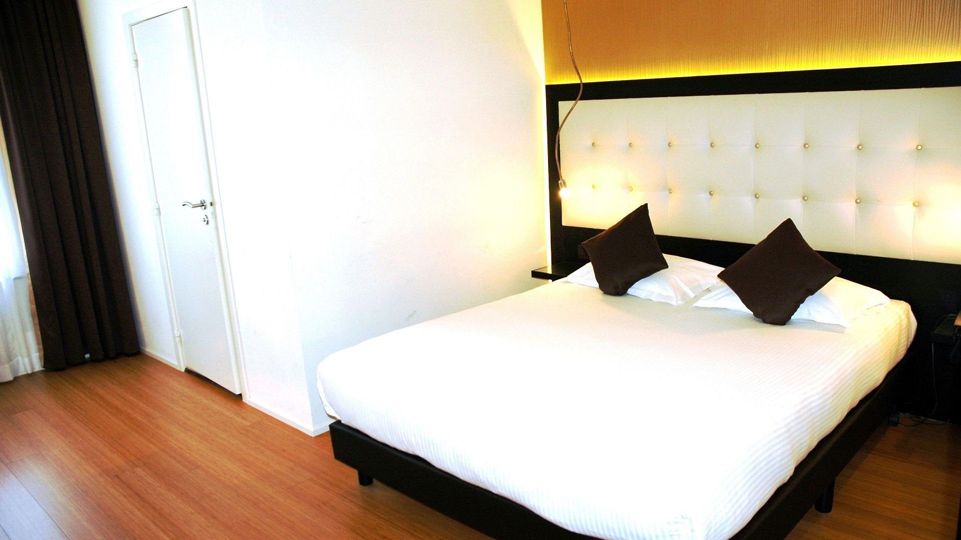 Craves 3* Brussel