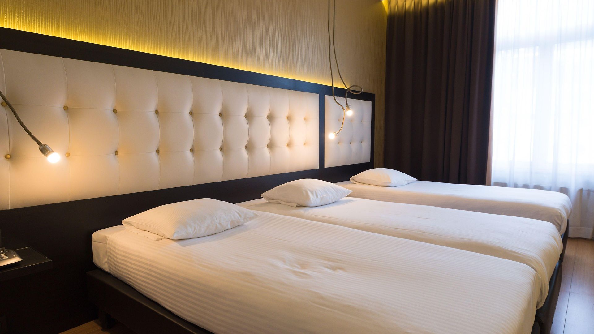 Craves Hotel