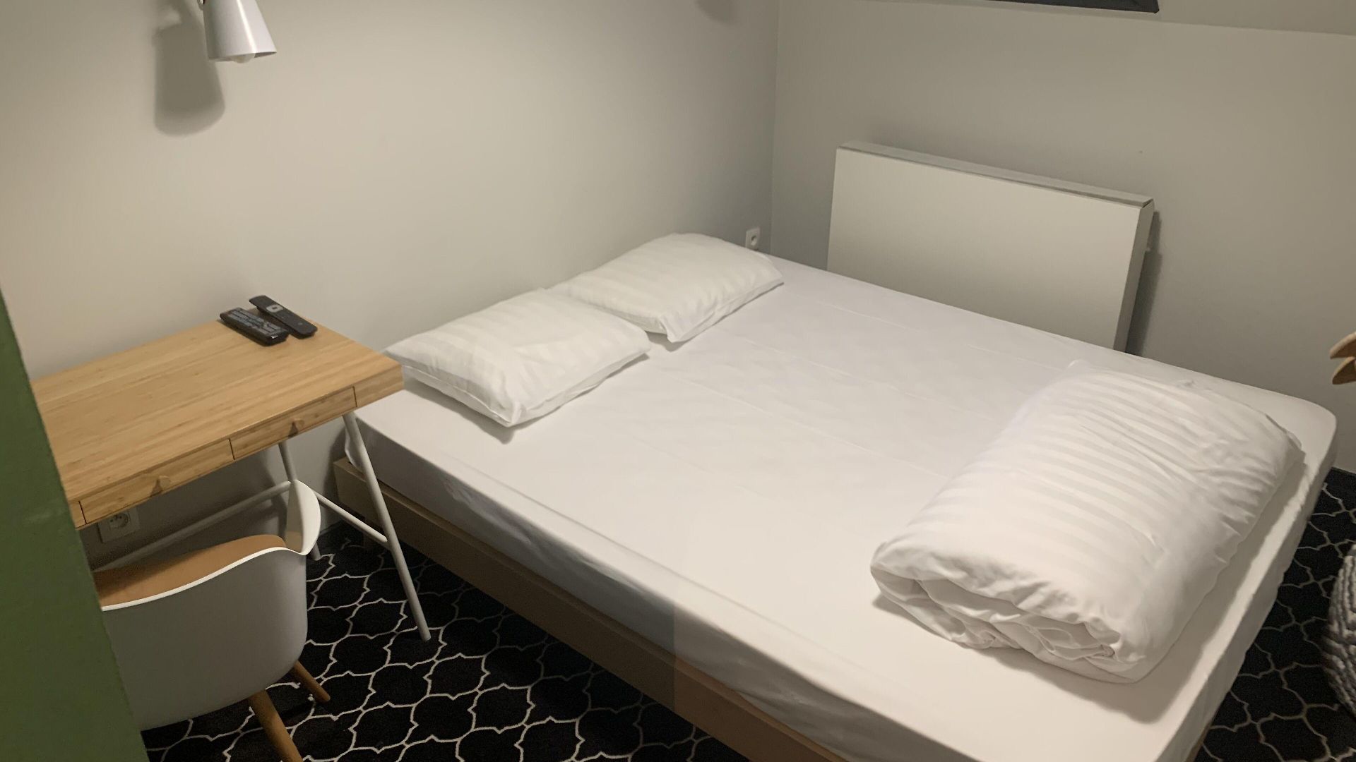Safestay Grand Place Hotel