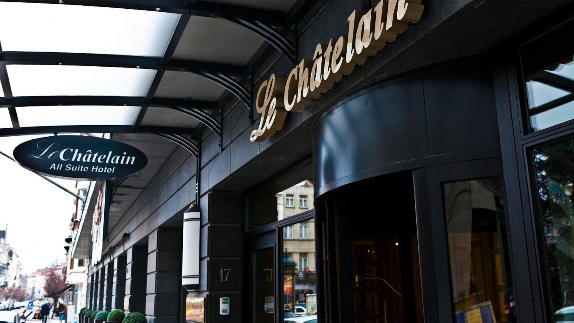 Le Chatelain Hotel 5*