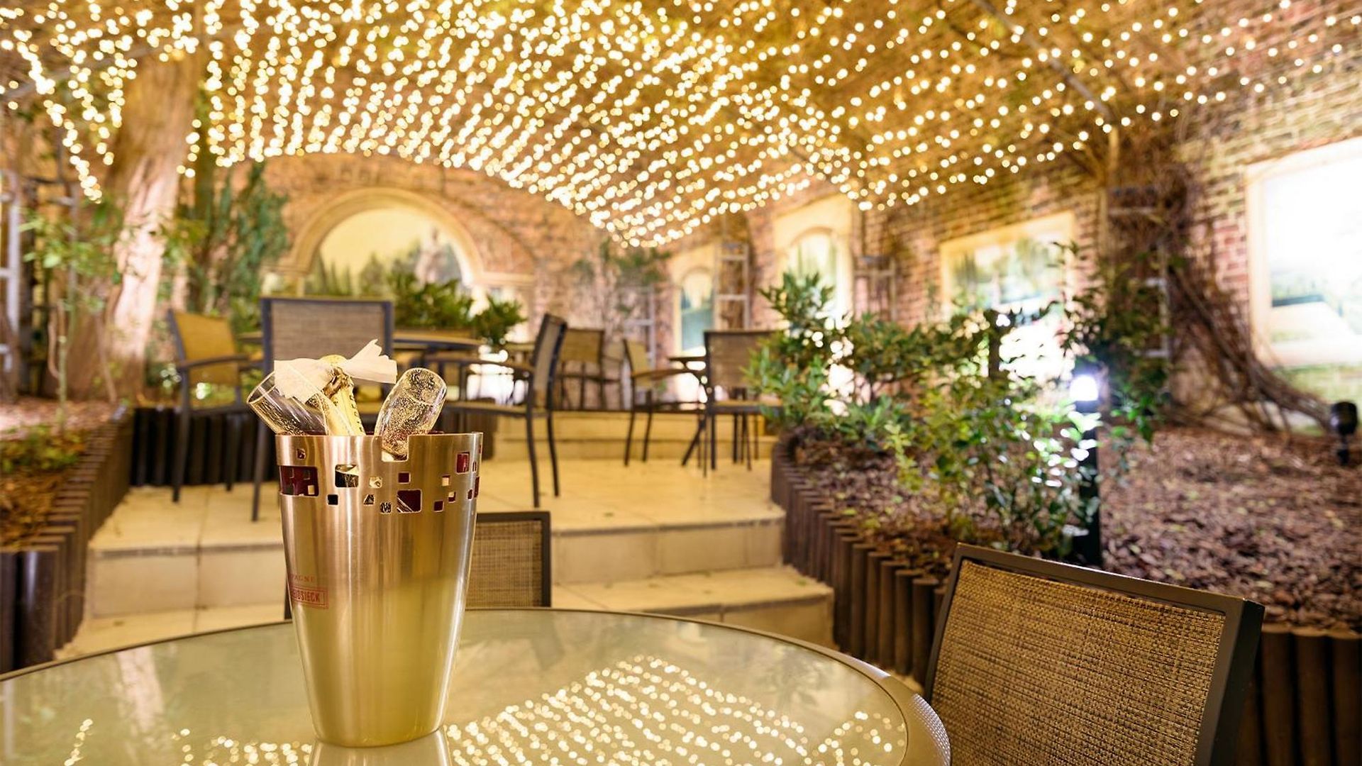 Hotel Le Chatelain 5*