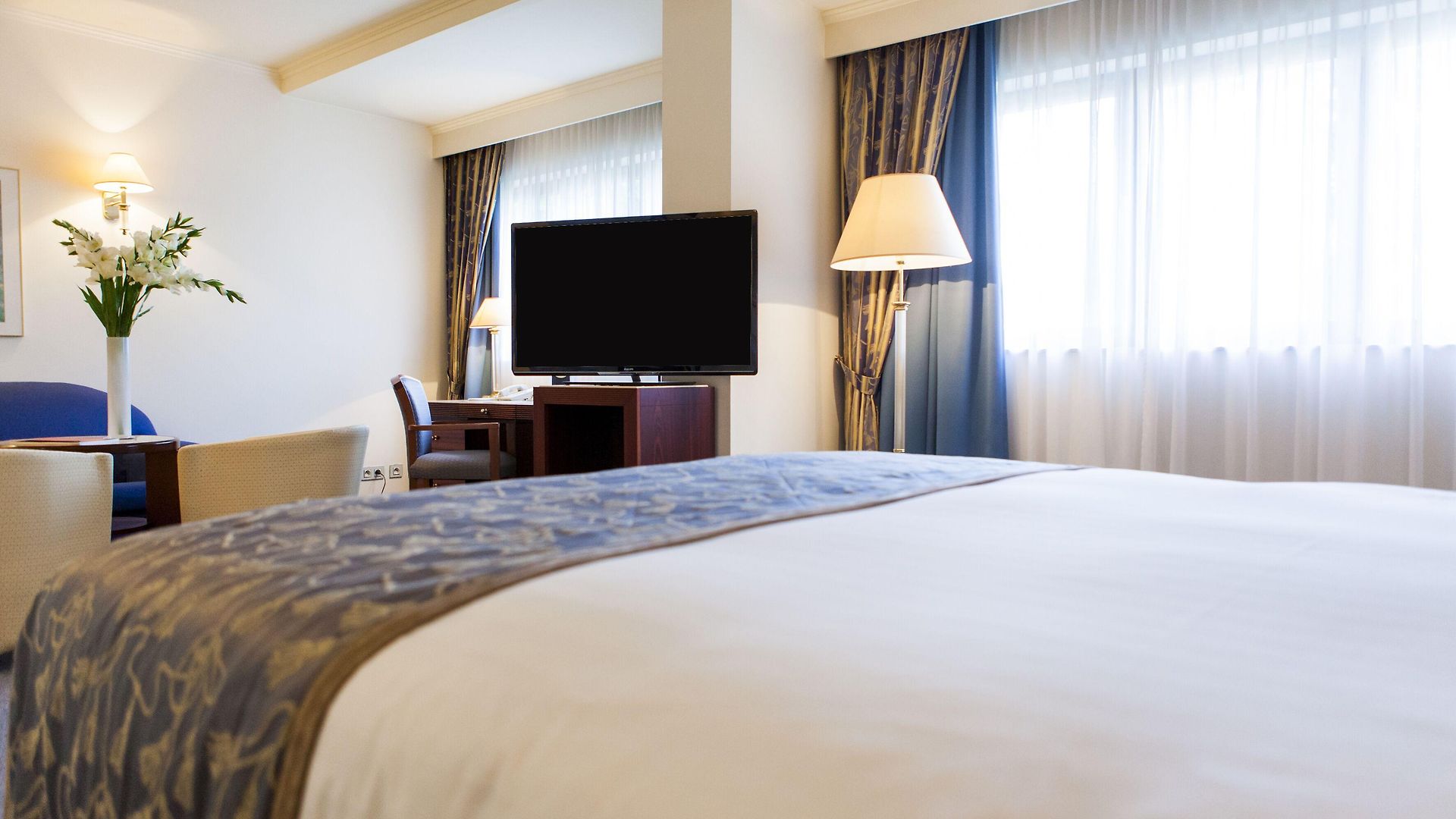 Hotel Le Chatelain 5*
