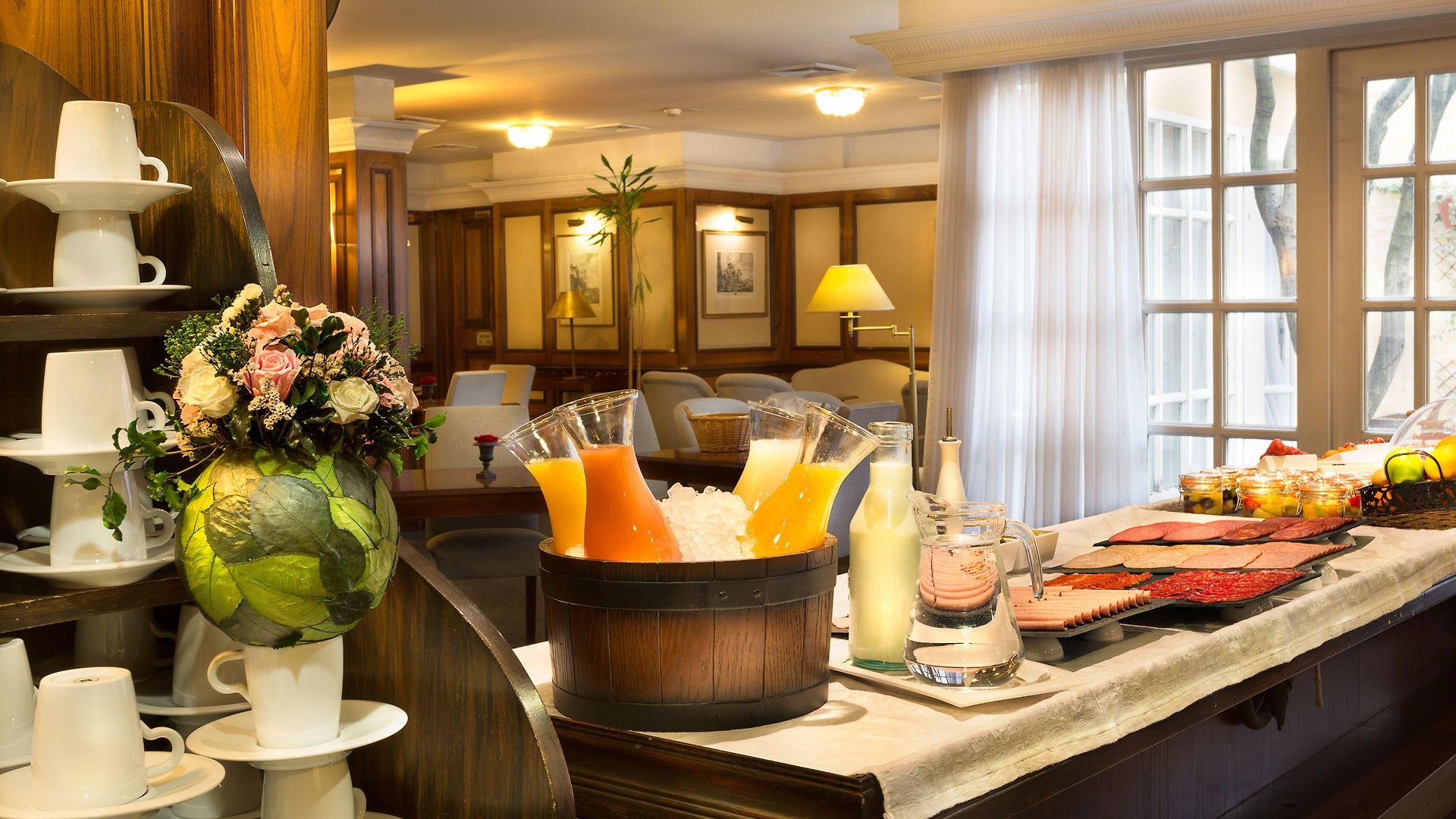 Avenue Louise Trademark Collection By Wyndham Hotel 4*
