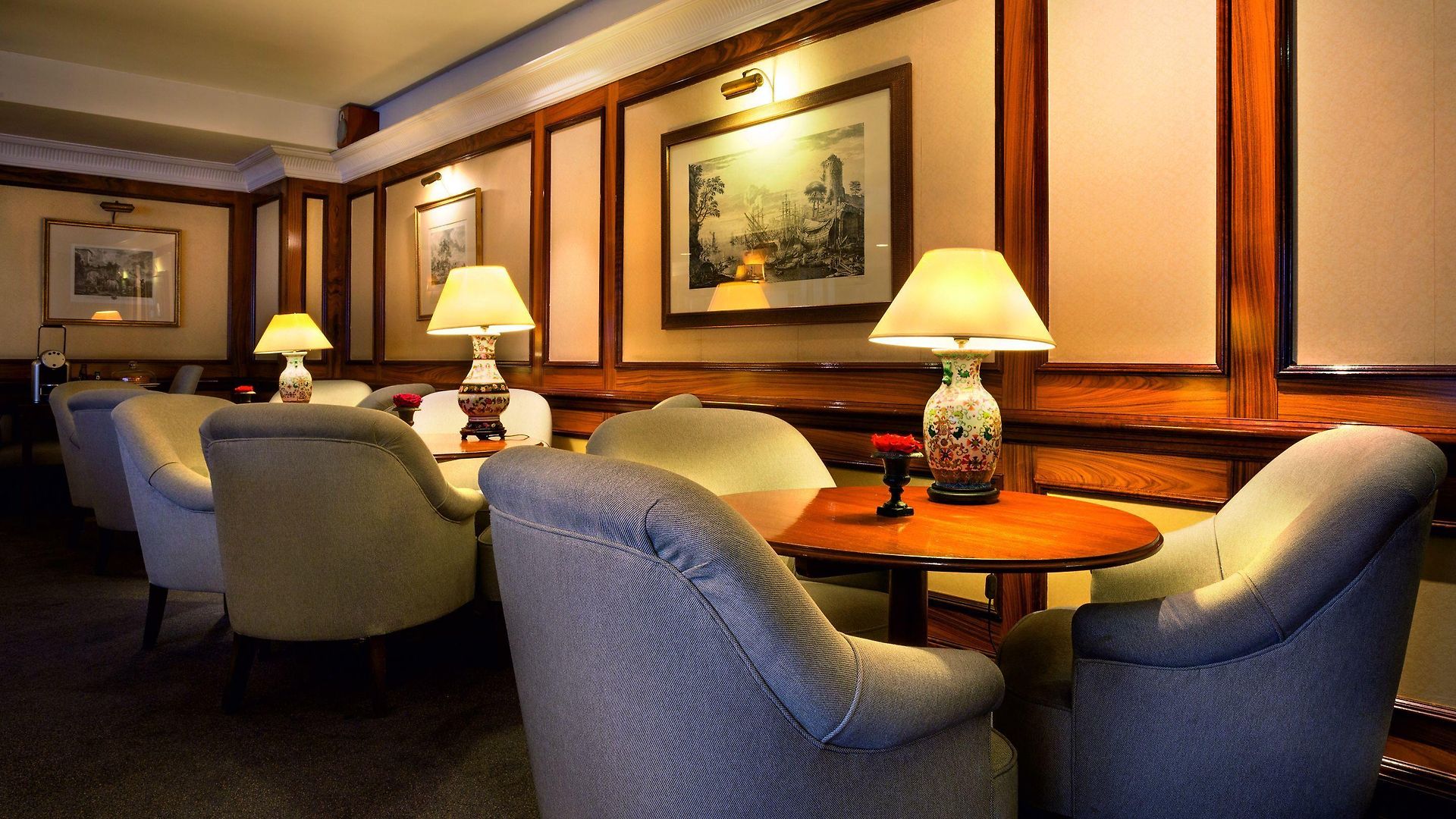 Hotel Avenue Louise Trademark Collection By Wyndham 4*