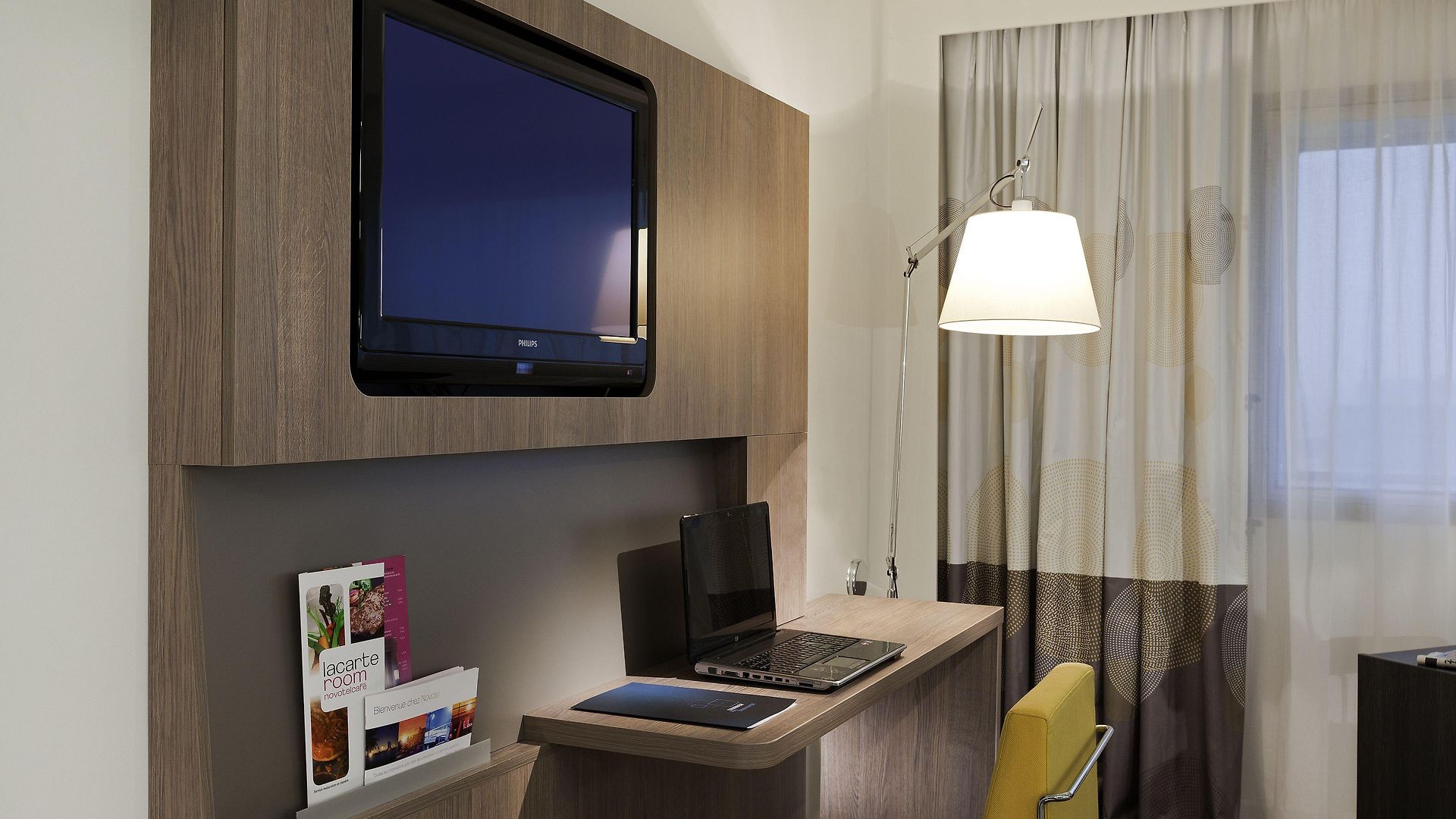 Novotel Centre