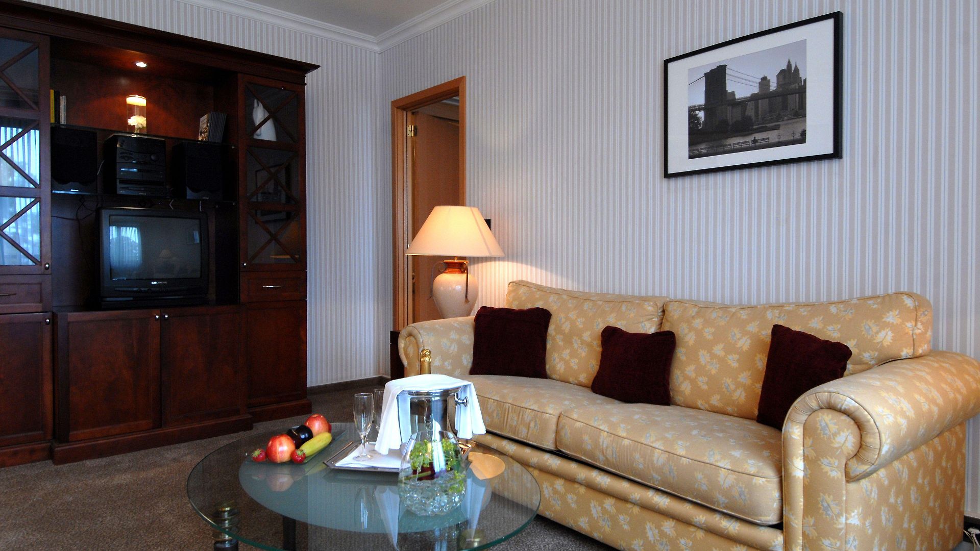 B-aparthotel Ambiorix Aparthotel 4*