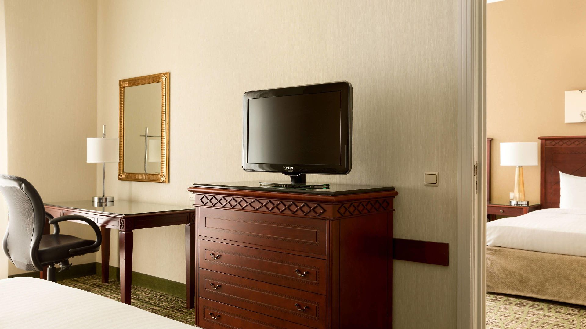Marriott Grand Place Hotel