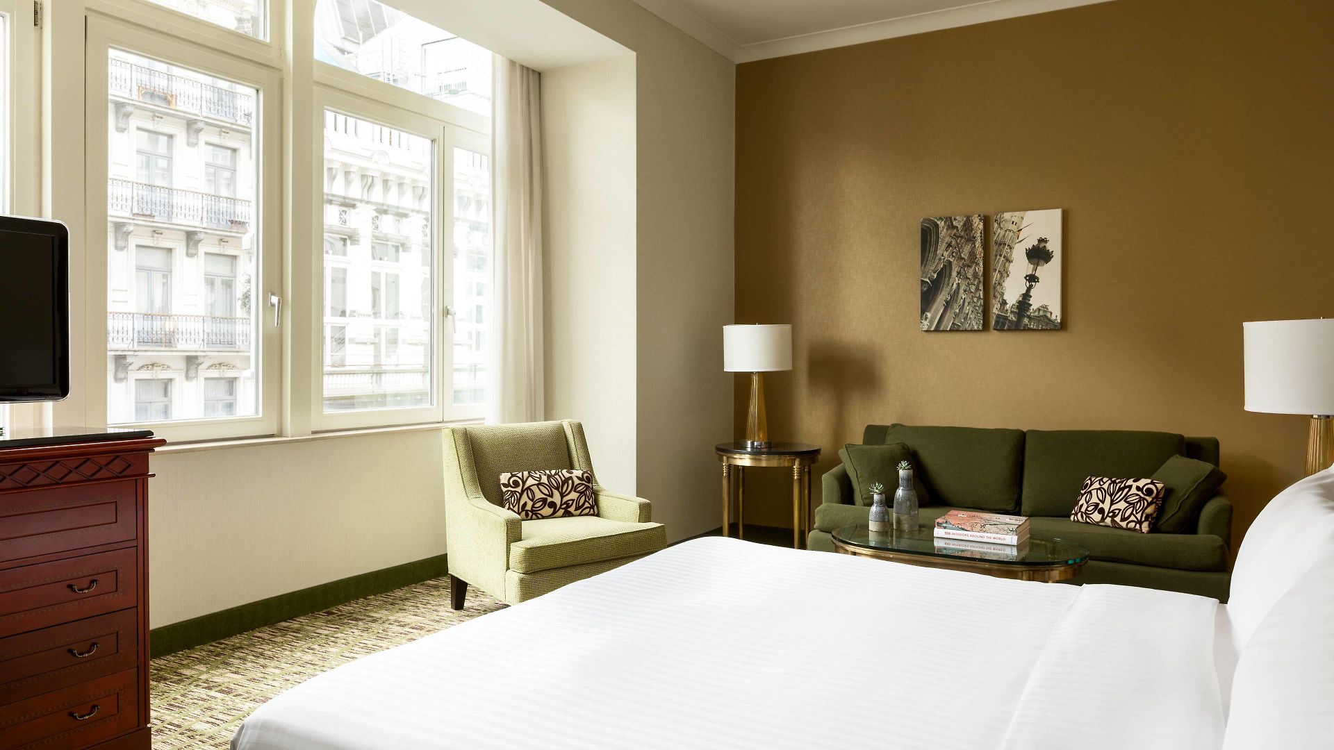 Marriott Grand Place 4*