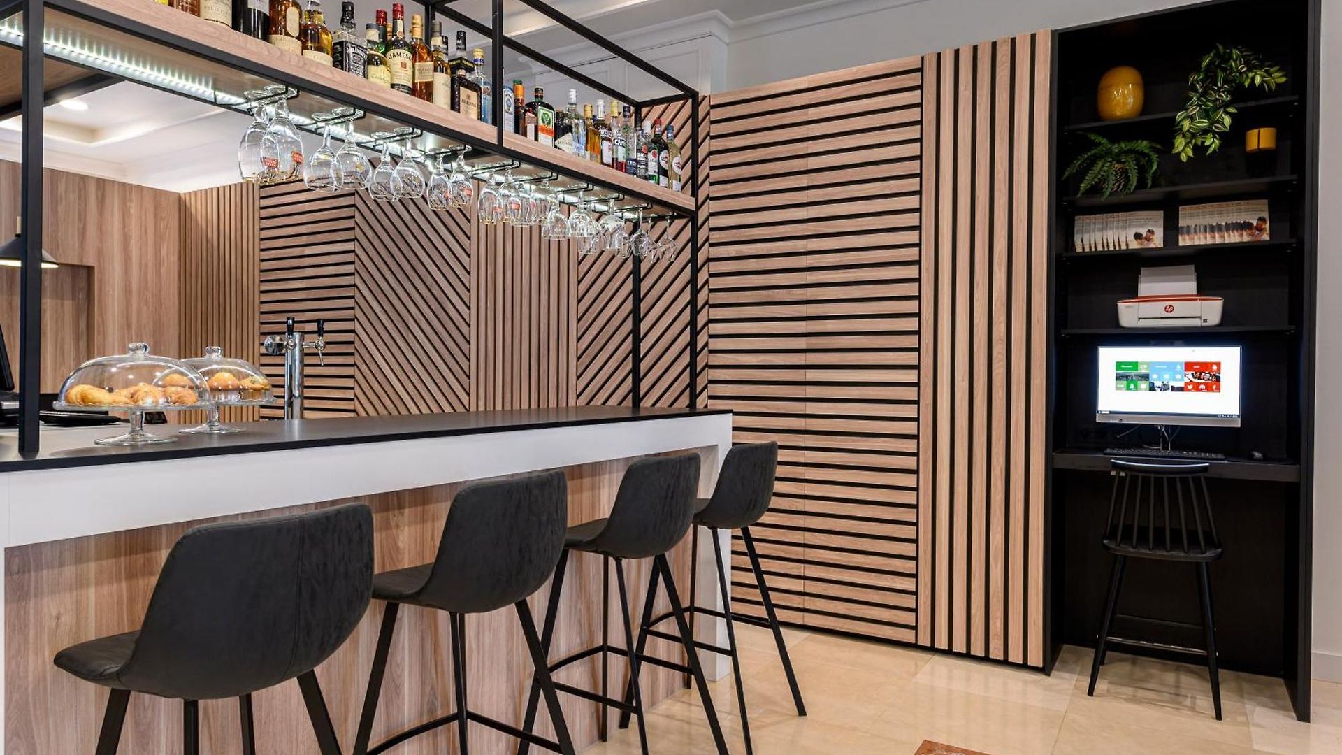 Hotel Schuman By Ihg Brussels