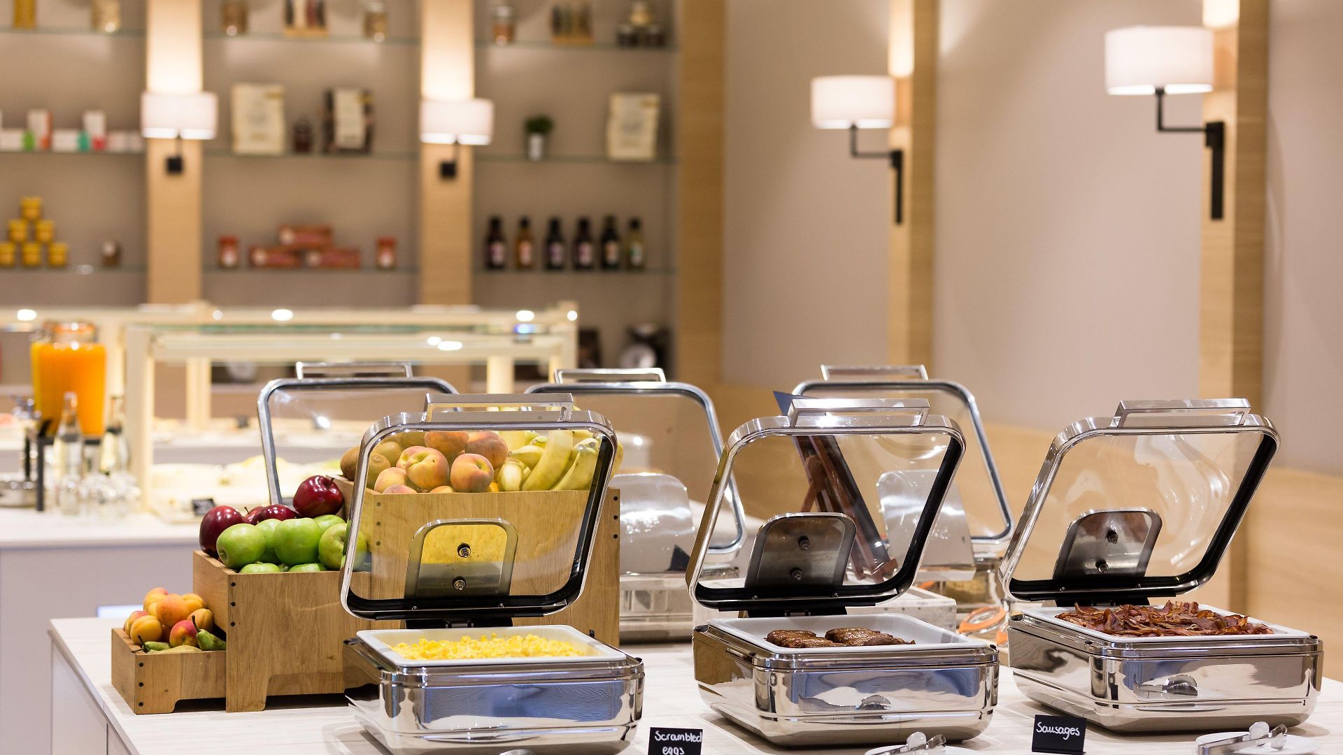 Courtyard By Marriott Hotel