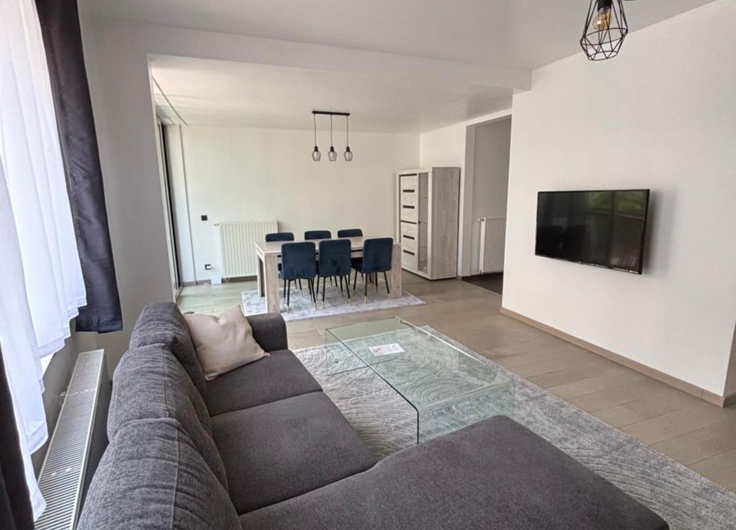 Stylish, Modern & Spacious In * Brussels