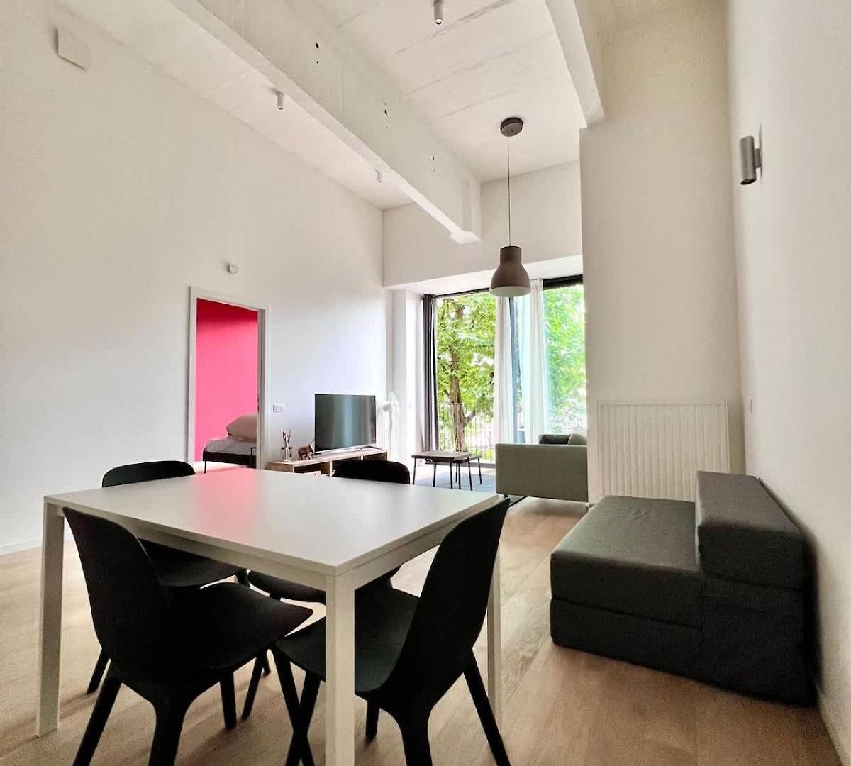 Spacious Loft Up To 4 Guests Comfort & Style In *