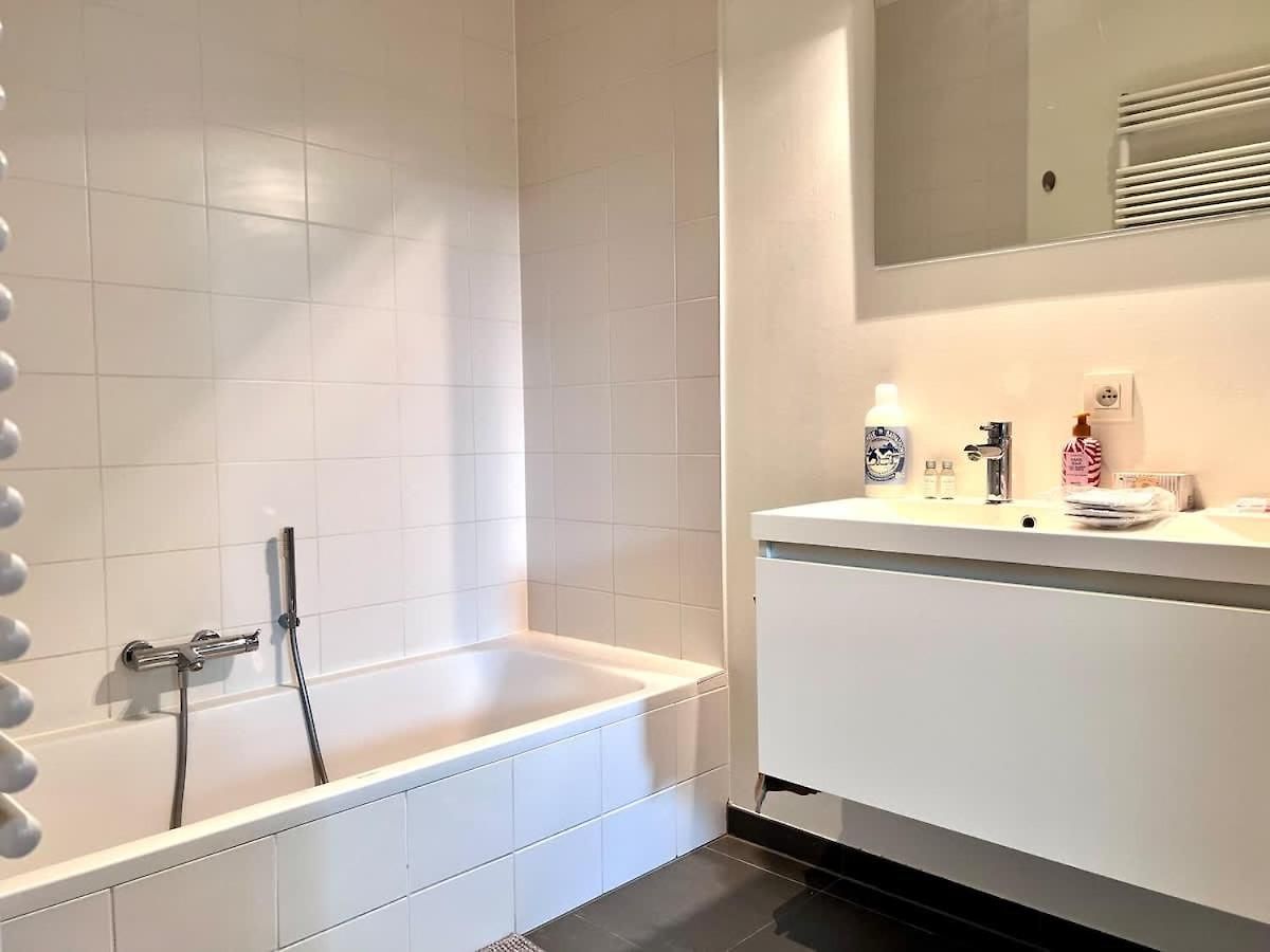 Spacious Loft Up To 4 Guests Comfort & Style In * Brussel