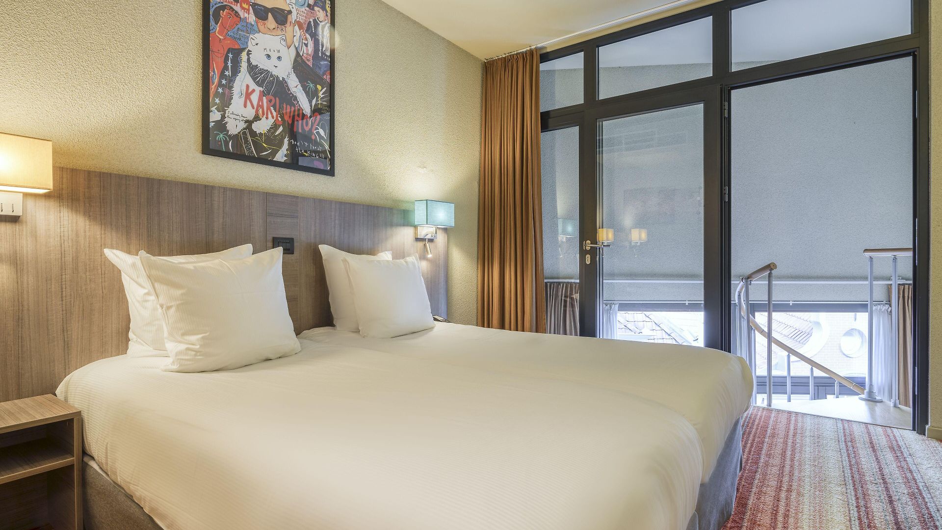 Alma Grand Place Hotel 3*