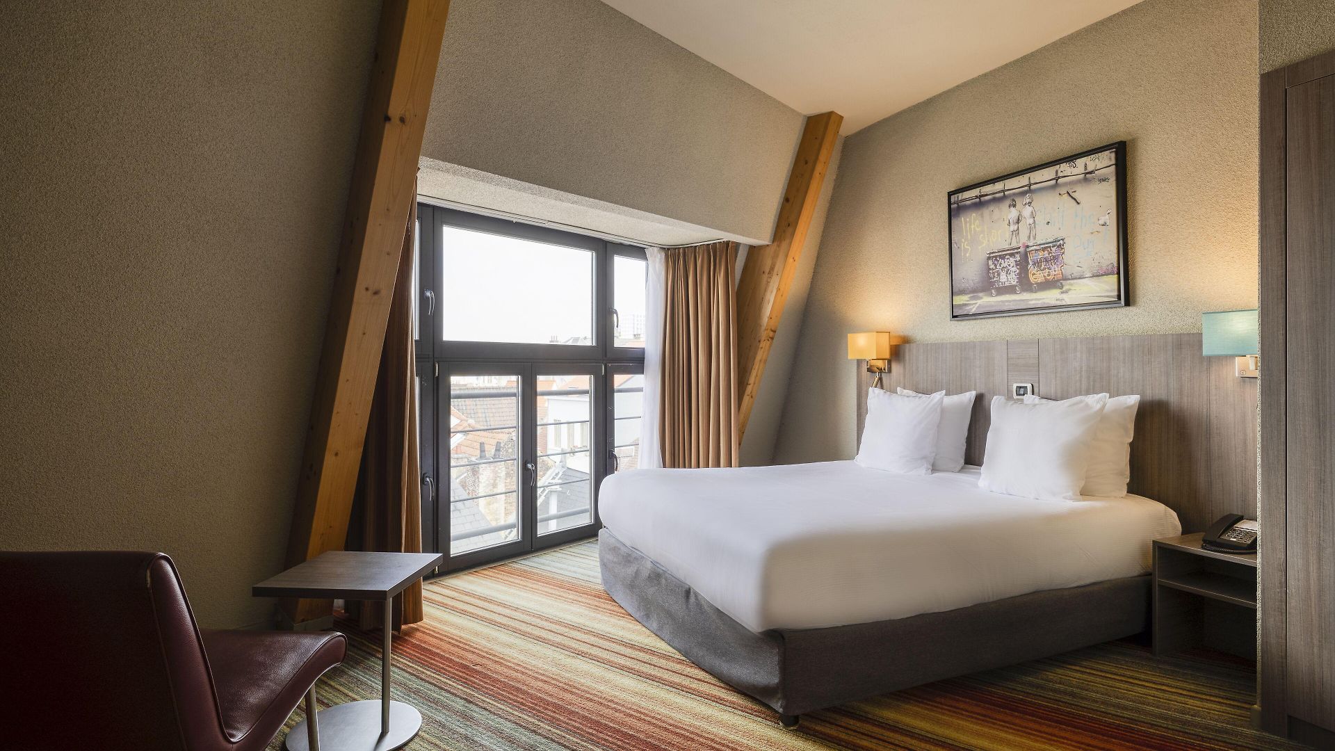 Hotel Alma Grand Place 3*